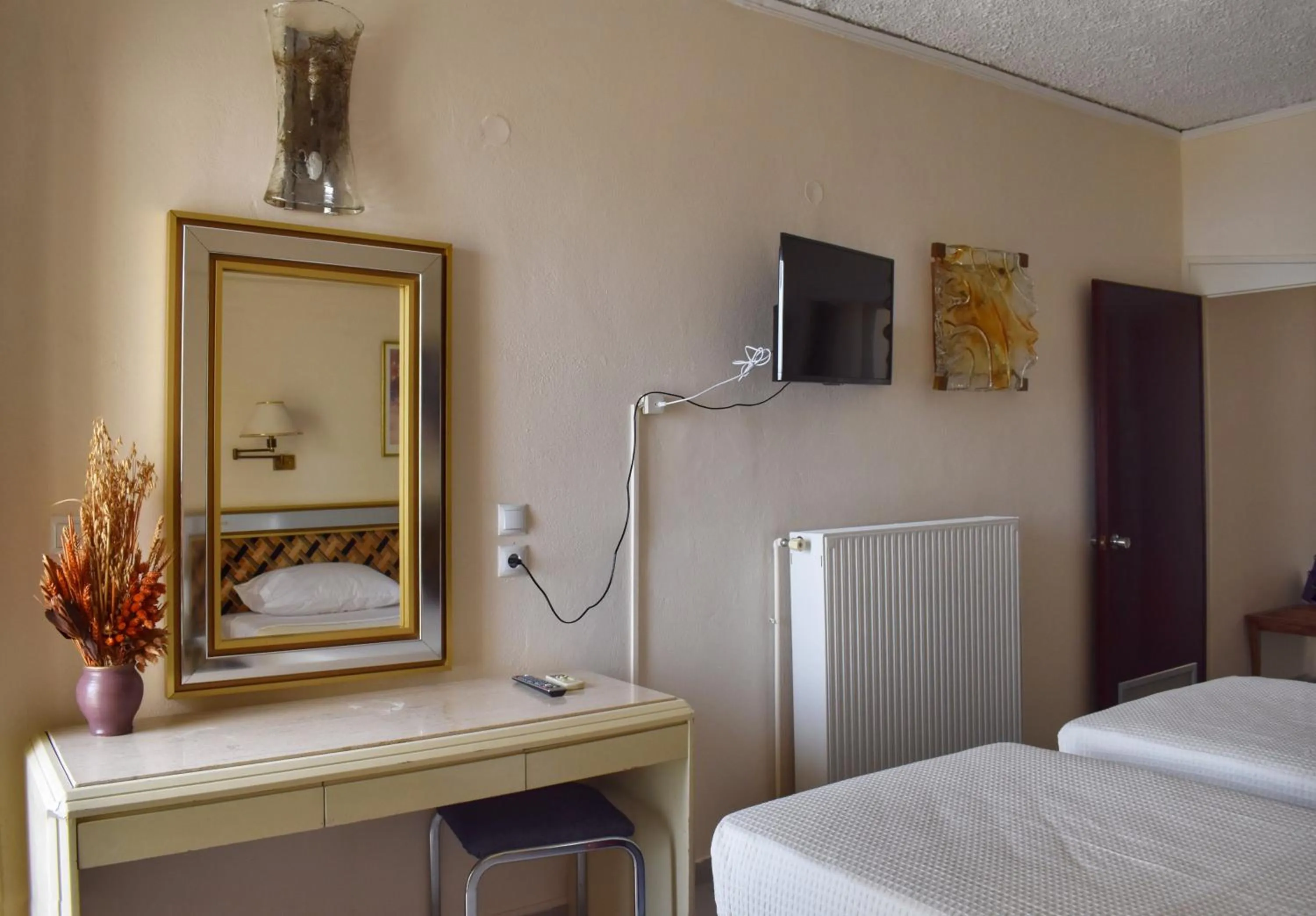 Bedroom, Bed in Hotel Theoxenia