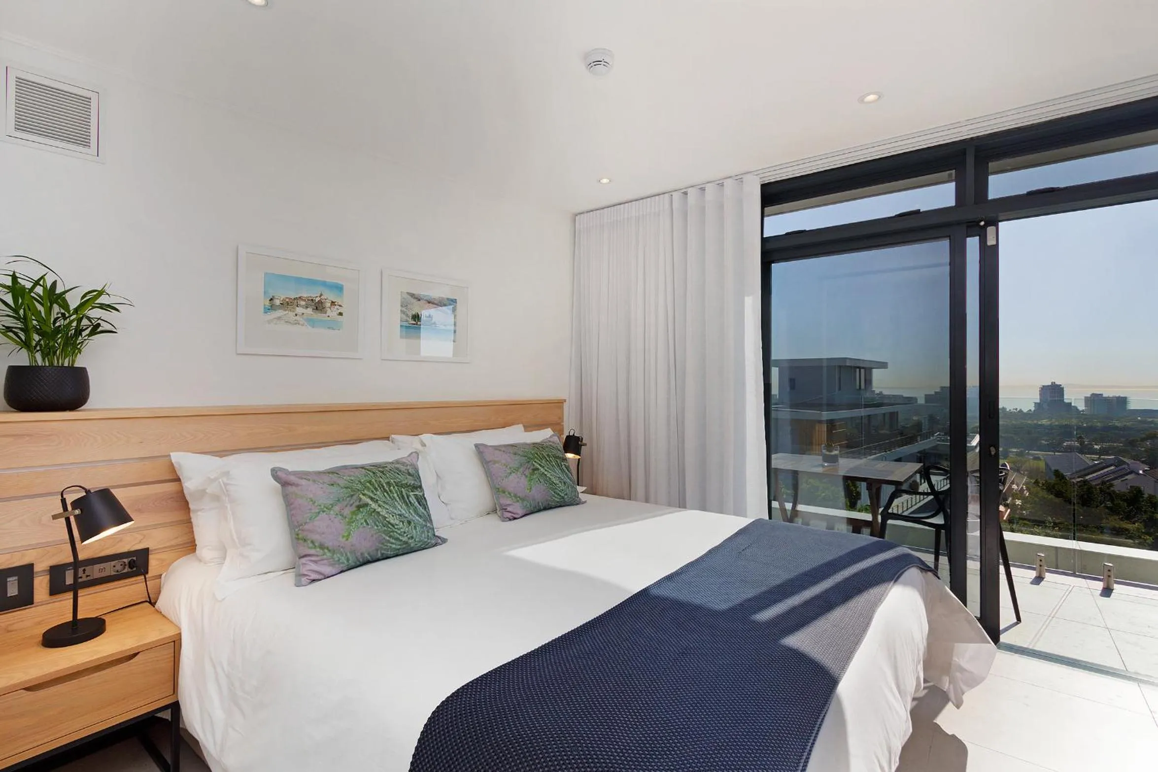Bed in The Murex