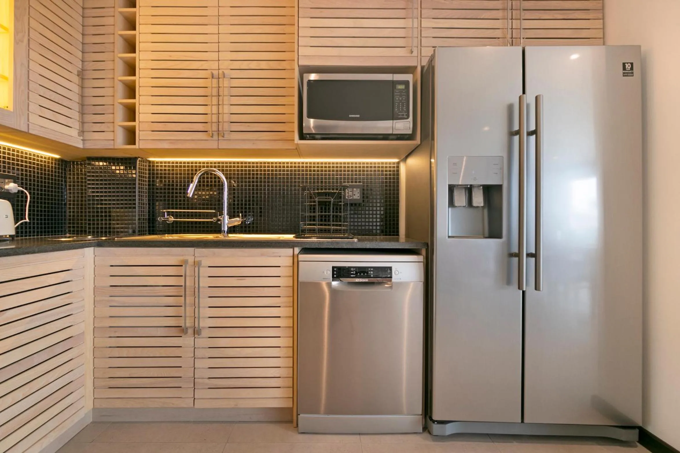 Kitchen or kitchenette in The Murex