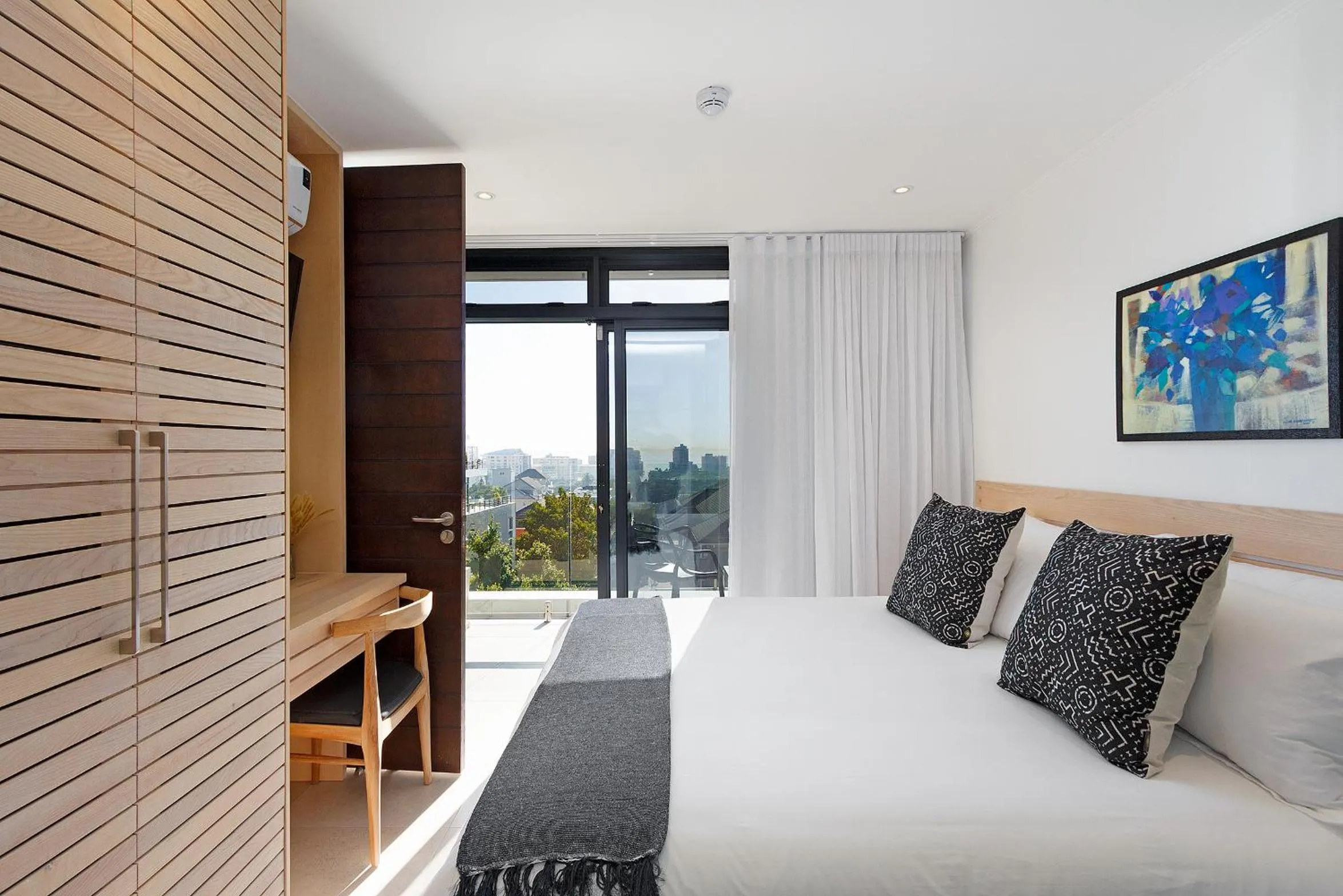 Bedroom, Bed in The Murex