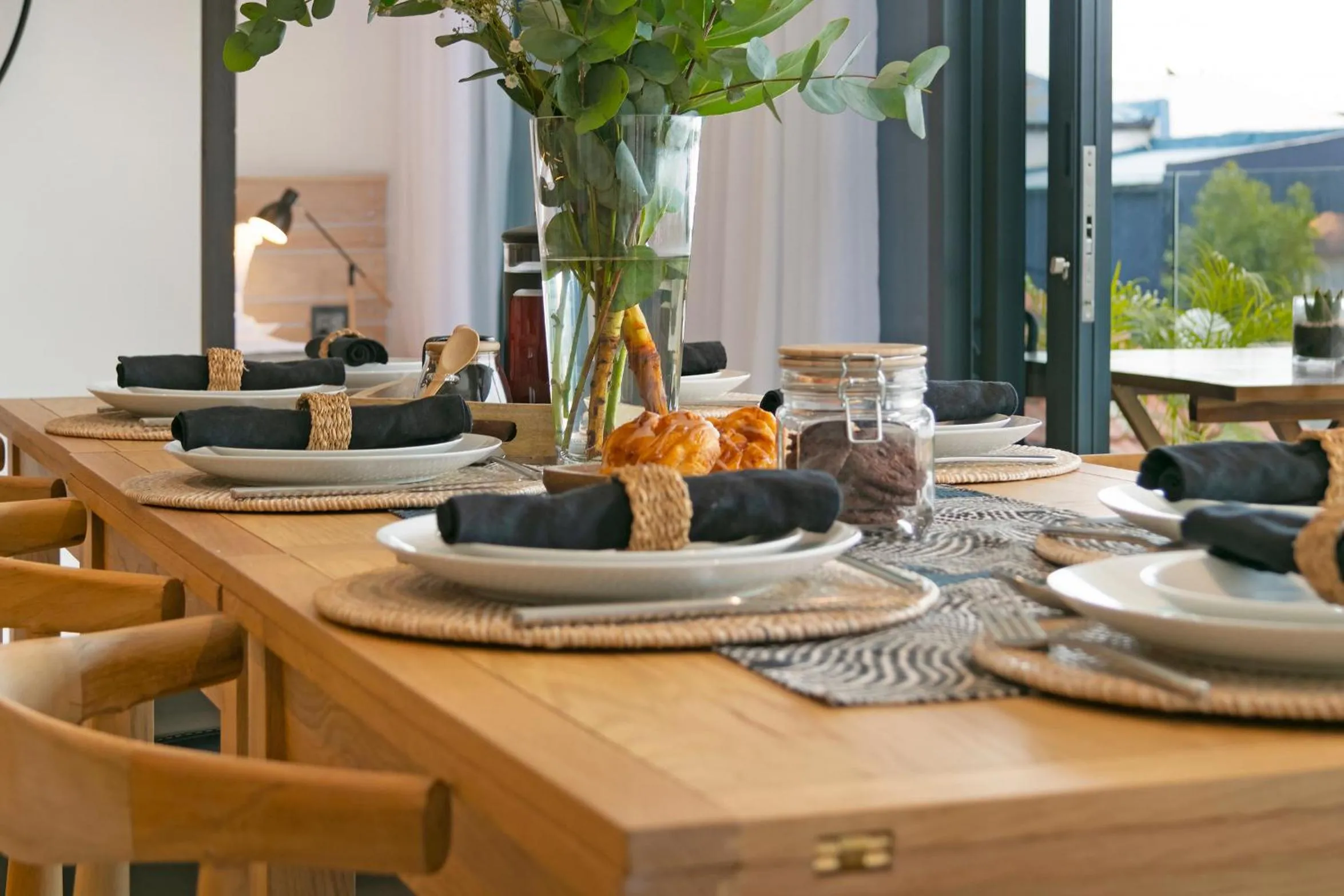 Breakfast in The Murex