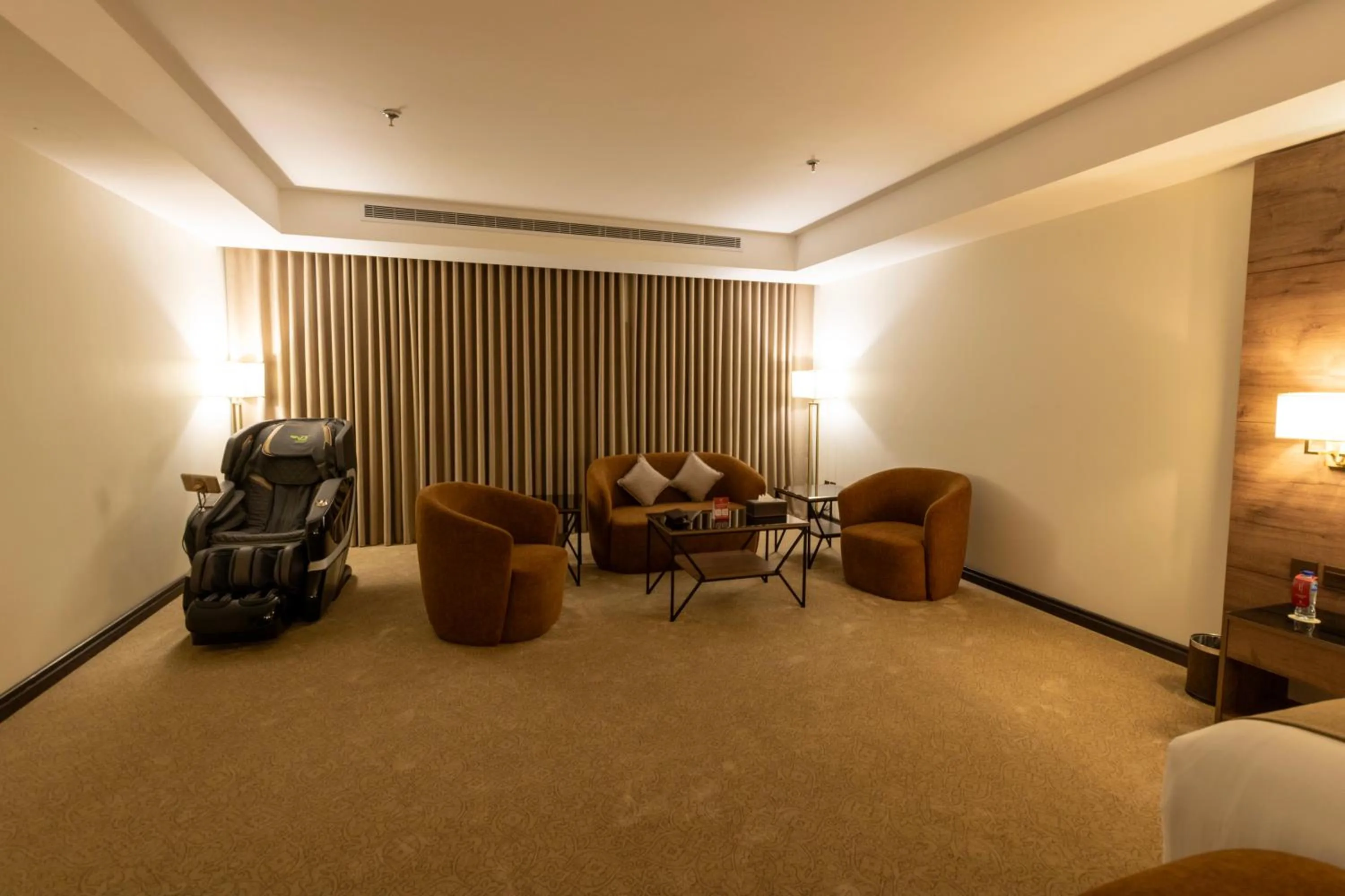 Bellevue Park Royal Hotel
