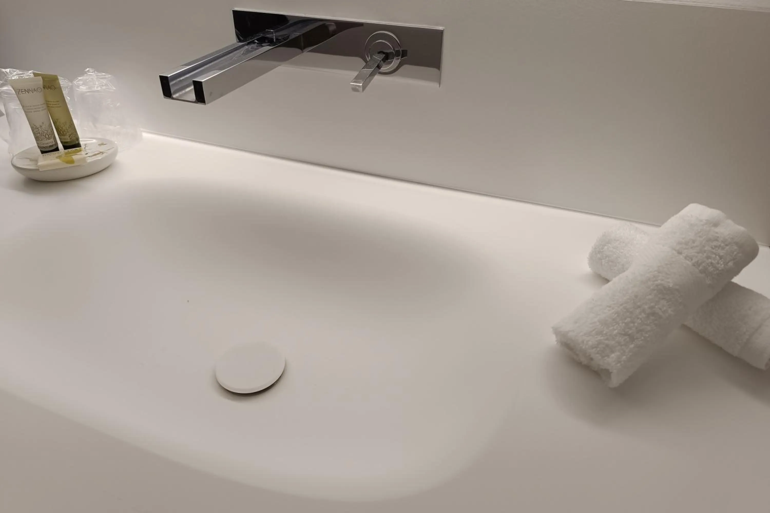 Bathroom in Inthemia