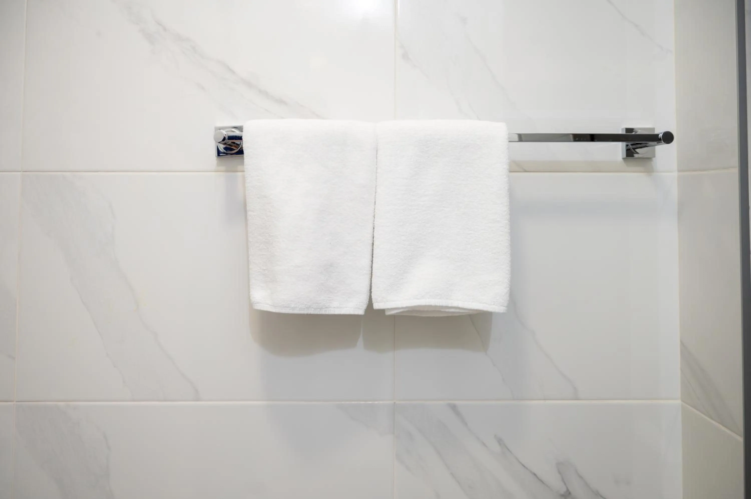 towels in Bright Studio in the City Center