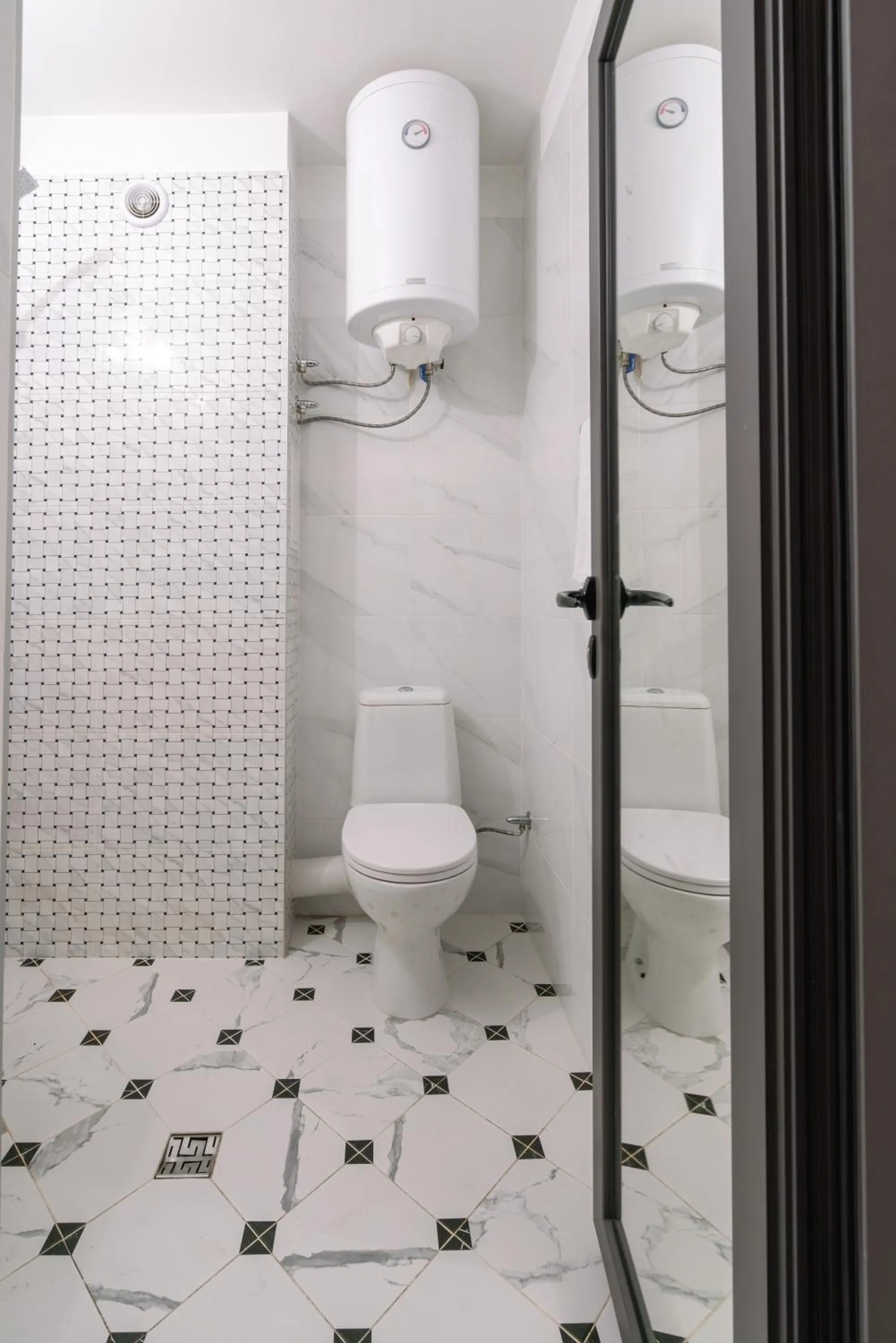 Bathroom in Bright Studio in the City Center