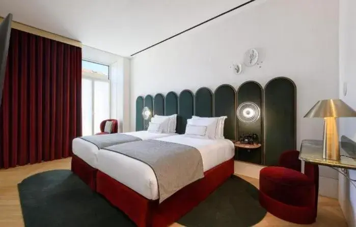 Bed in Montebelo Vista Alegre Lisboa Chiado Hotel Bed in Montebelo Vista Alegre Lisboa Chiado Hotel