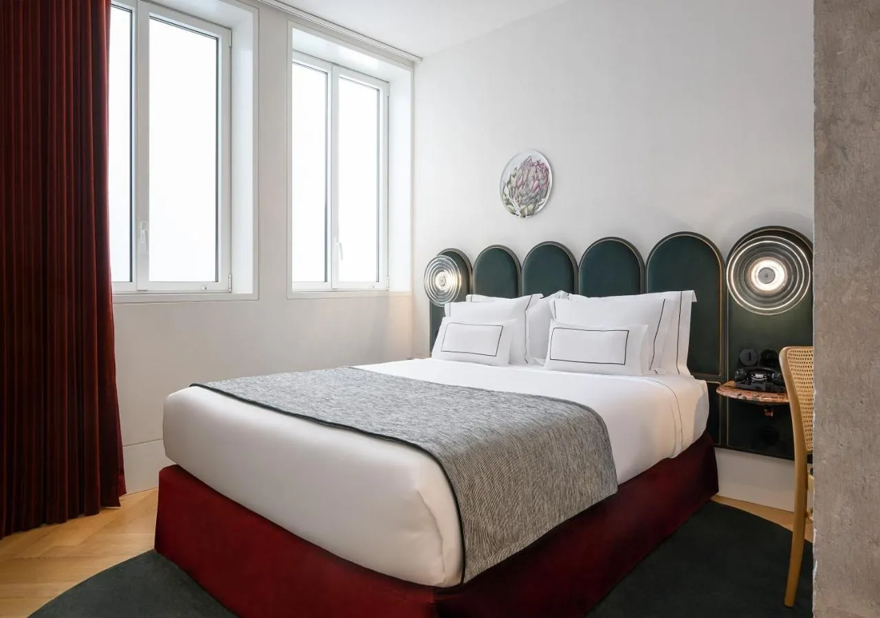 Bedroom, Bed in Montebelo Vista Alegre Lisboa Chiado Hotel