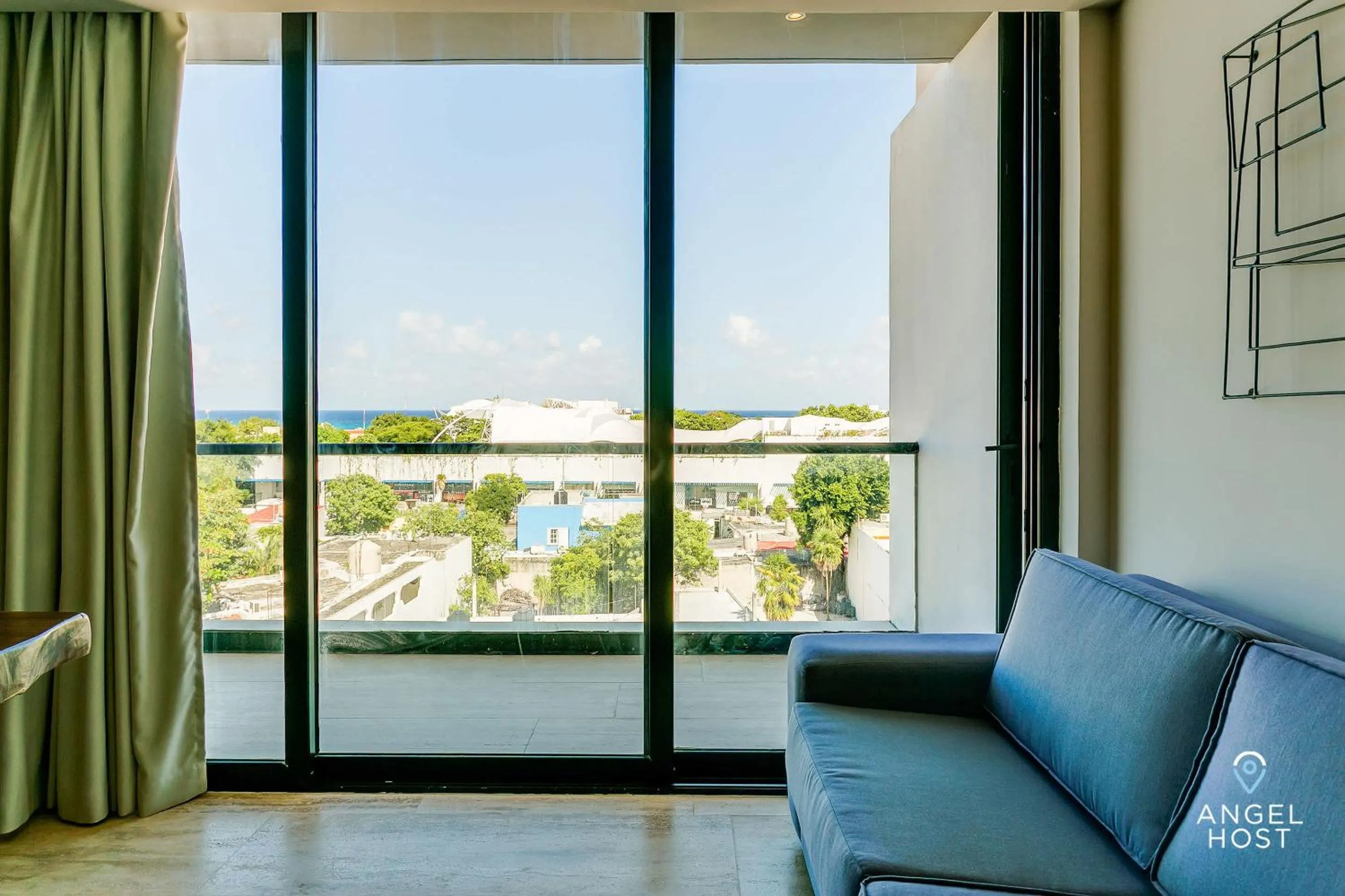 Balcony/Terrace in NEW Downtown Stay with Oceanview Roof Pool and Gym plus Cafe