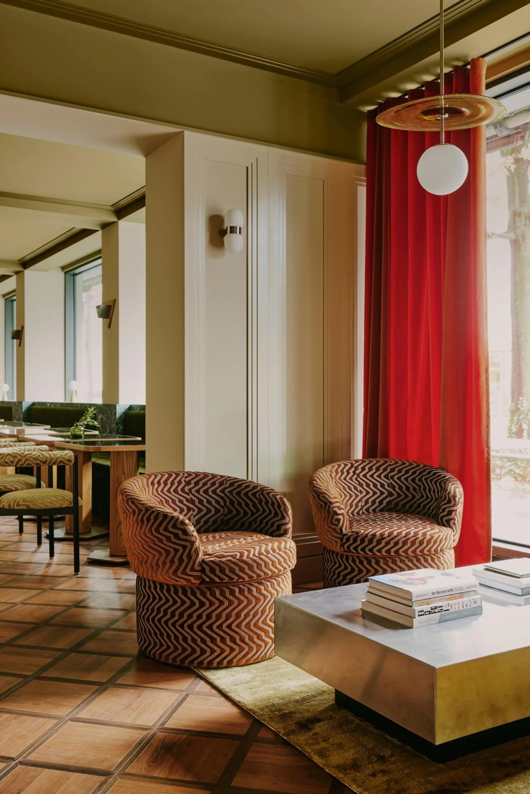 Restaurant/places to eat in Locke am Platz Zurich