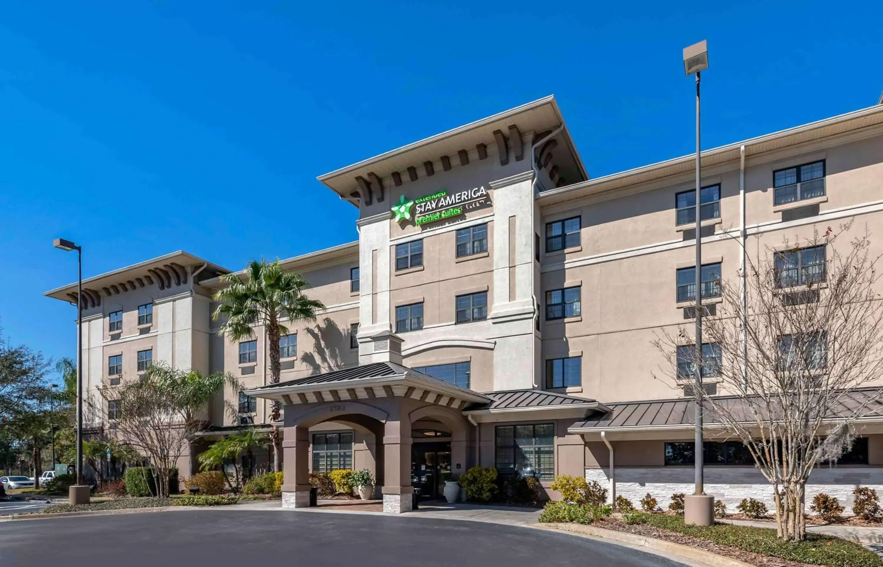 Property building in Extended Stay America Premier Suites - Lakeland - I-4 Property building in Extended Stay America Premier Suites - Lakeland - I-4