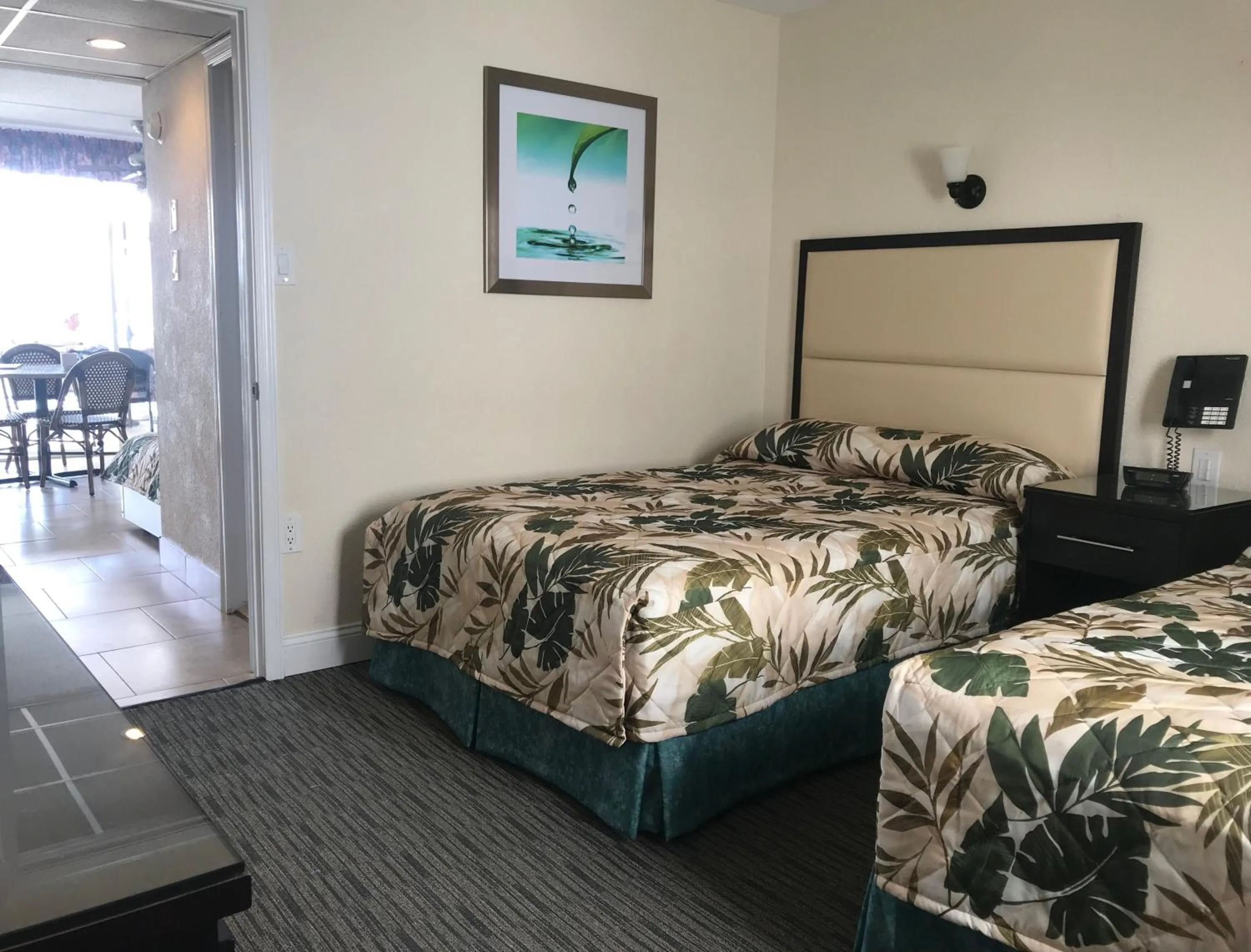 Crystal Beach Motor Inn