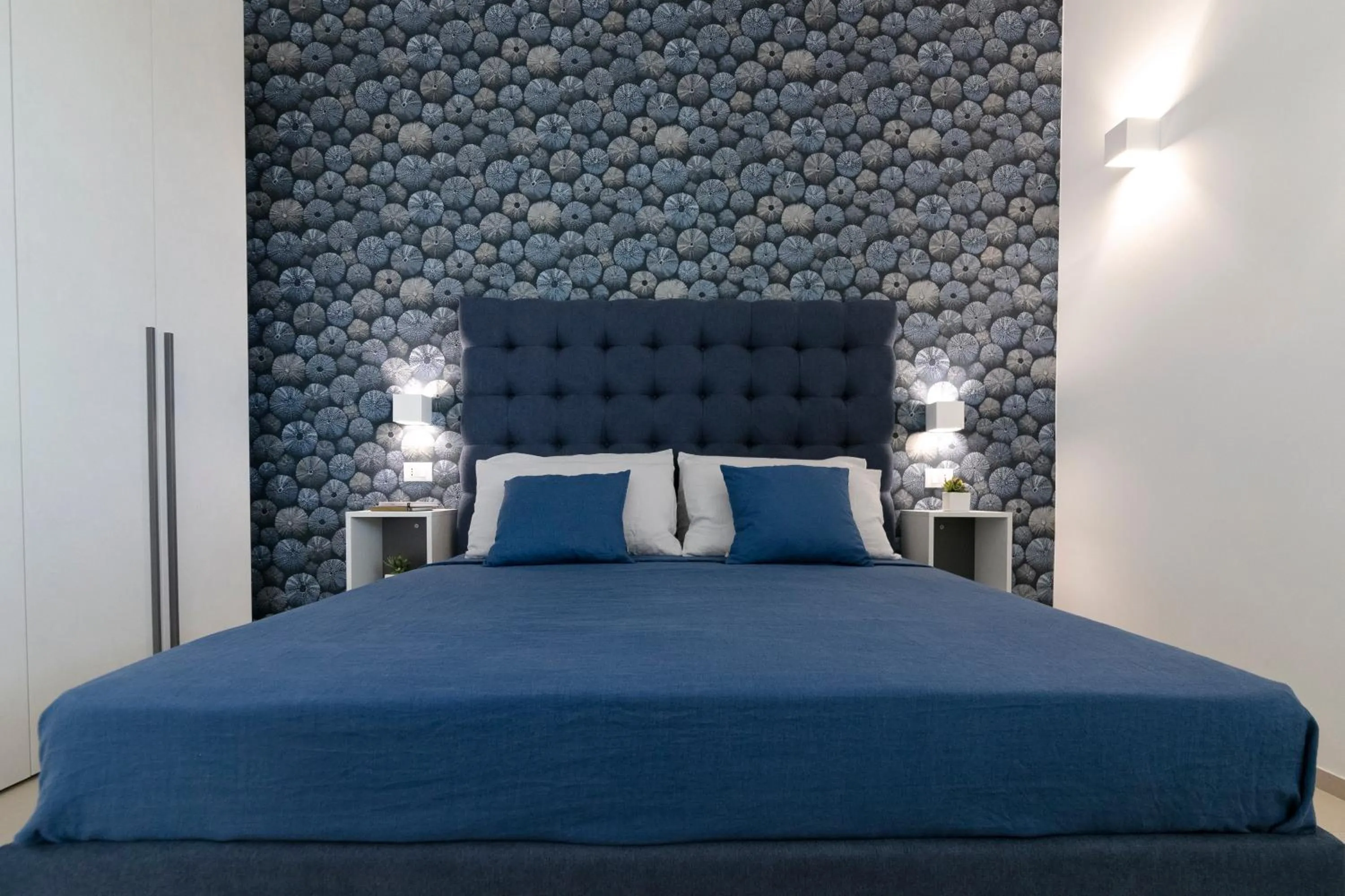 Bed in Stellaris Apartrooms