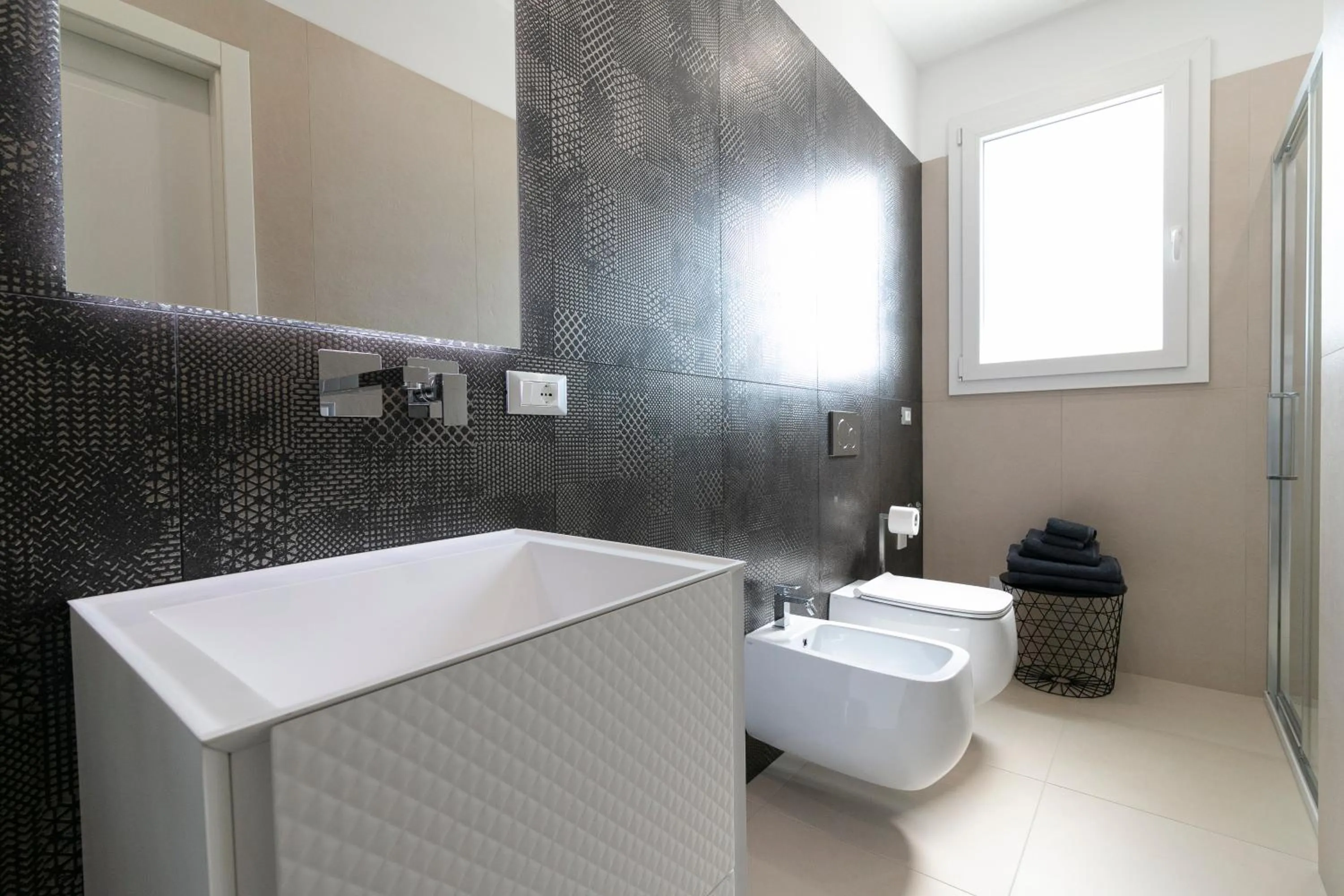 Shower in Stellaris Apartrooms