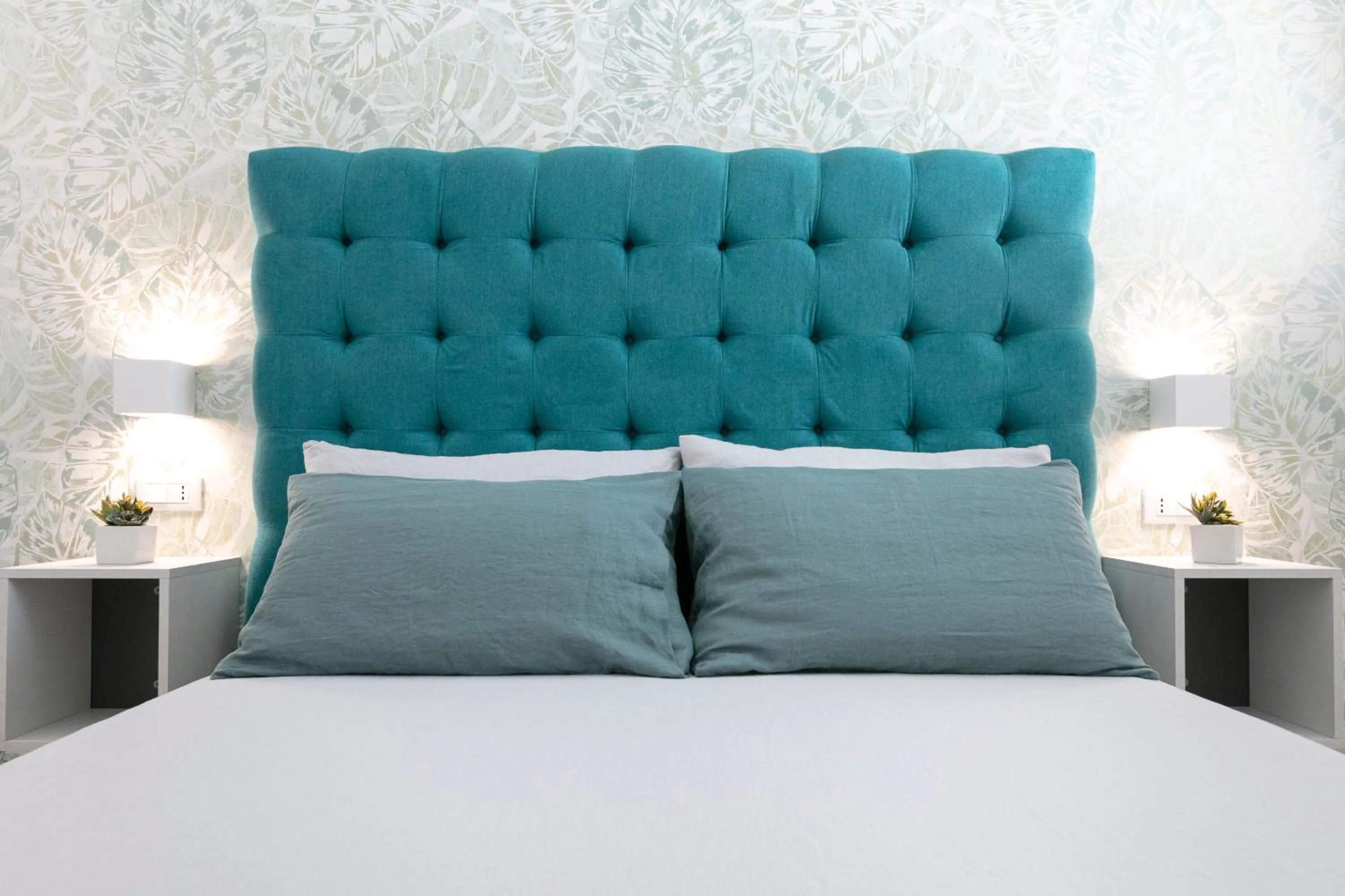 Bed in Stellaris Apartrooms