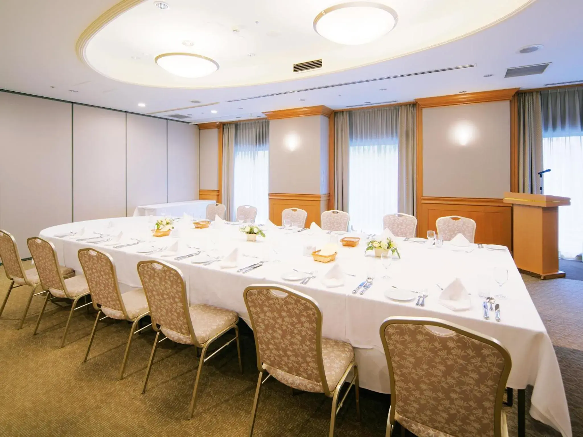 Restaurant/places to eat in Hotel Wing International Premium Tokyo Yotsuya Restaurant/places to eat in Hotel Wing International Premium Tokyo Yotsuya