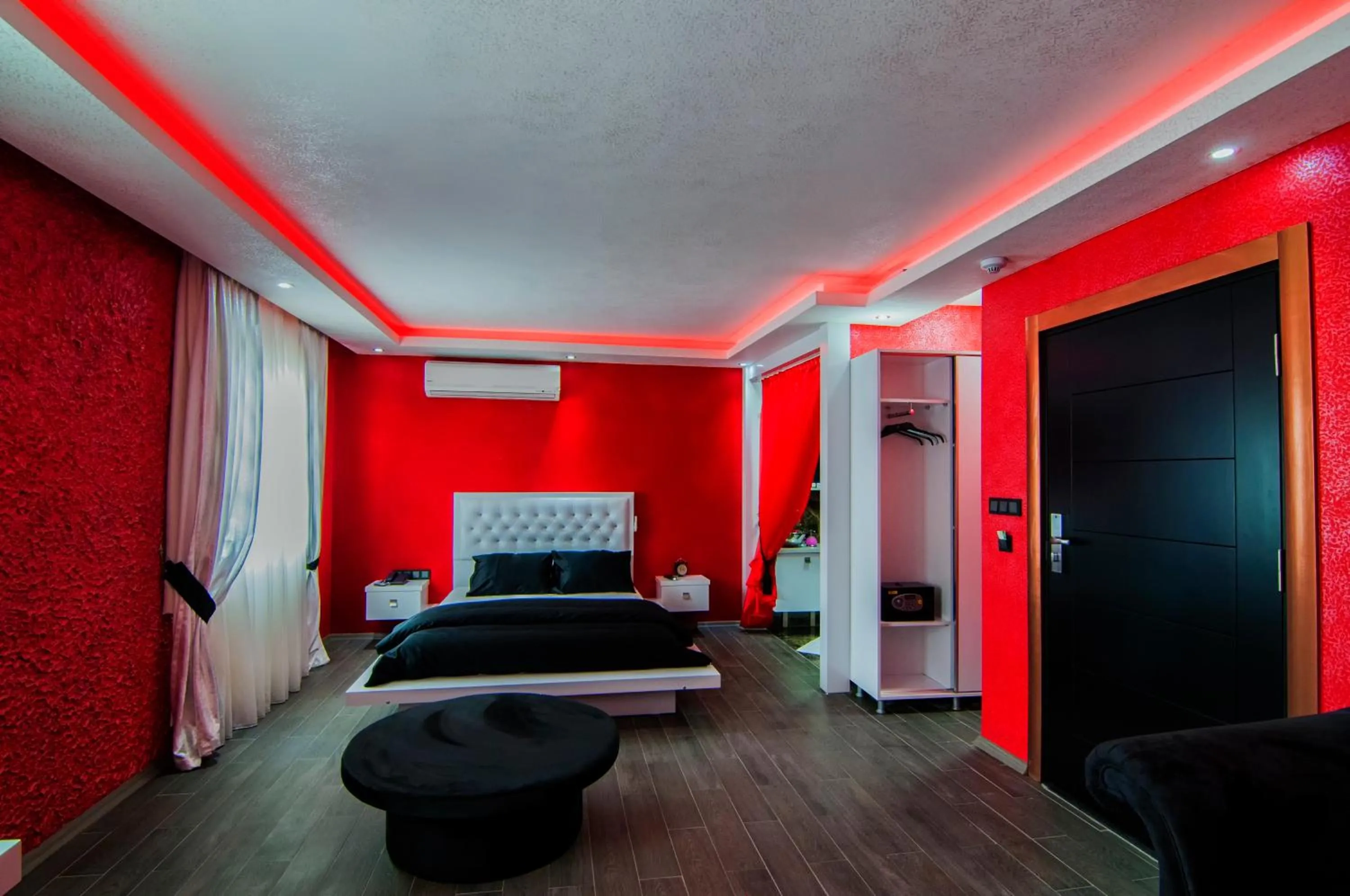 Photo of the whole room in Ag Şişli Hotel