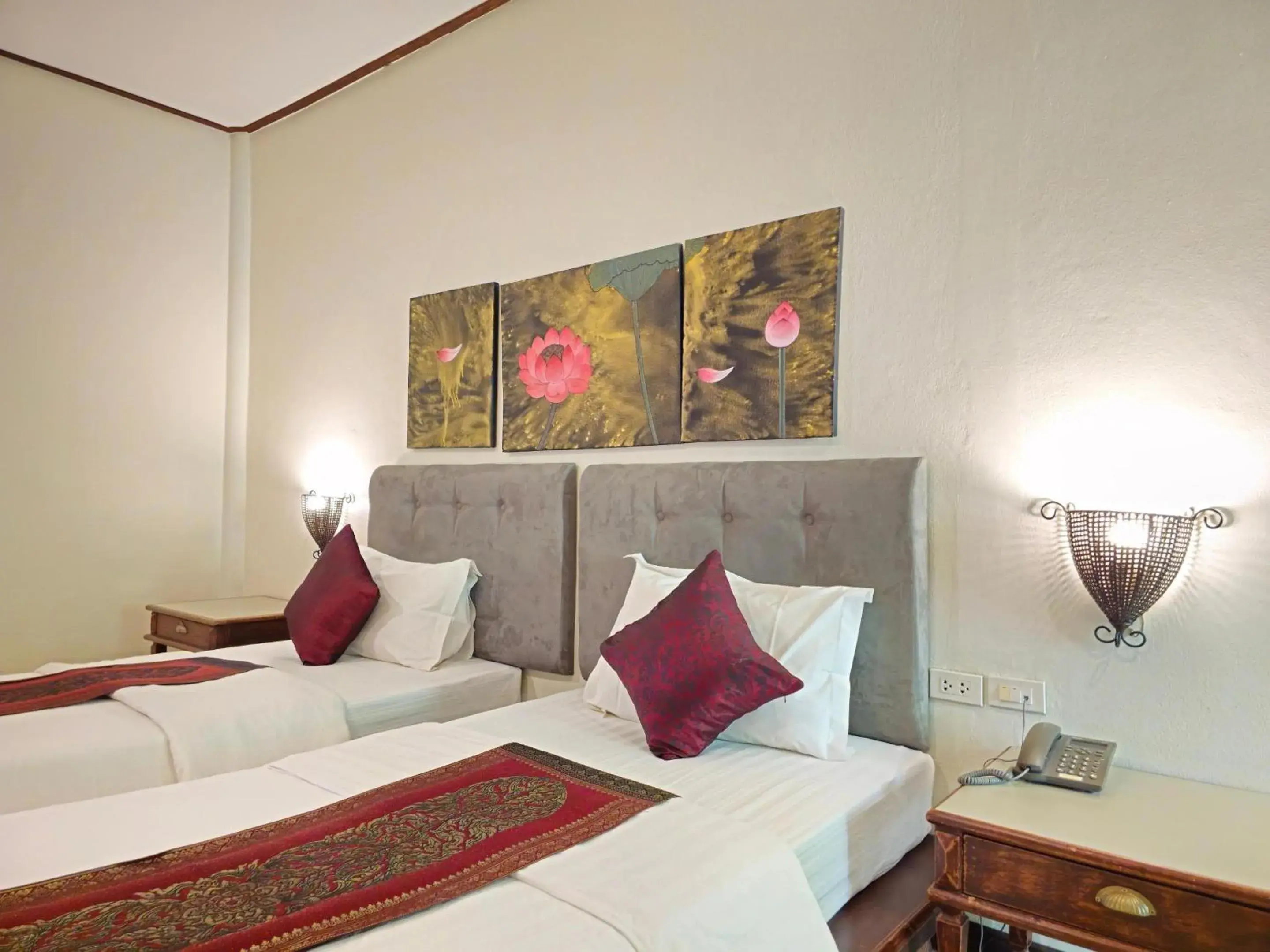 Bathroom, Bed in Baan Panwa Resort Bathroom, Bed in Baan Panwa Resort