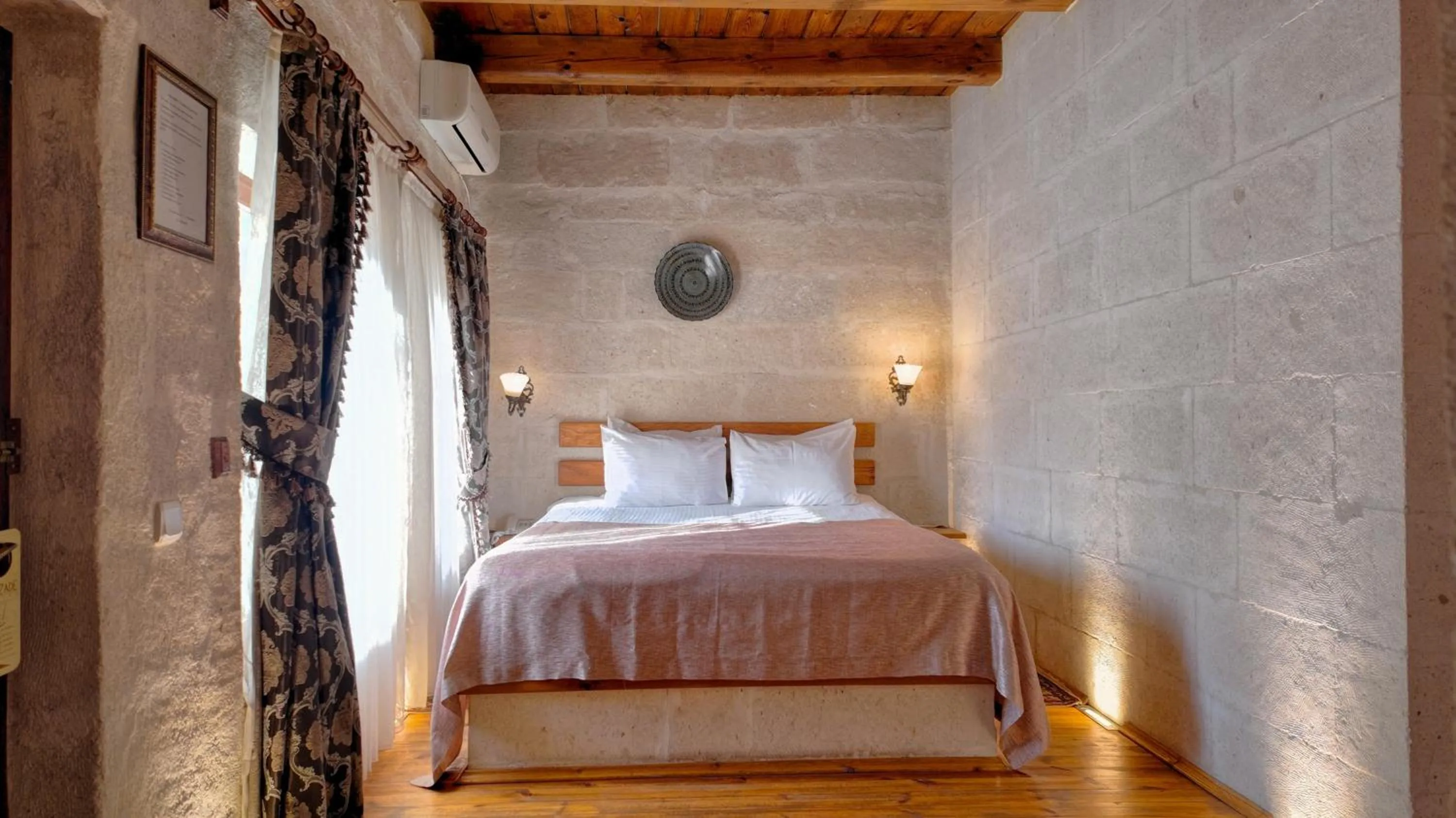 Bed in Hanzade Cappadocia