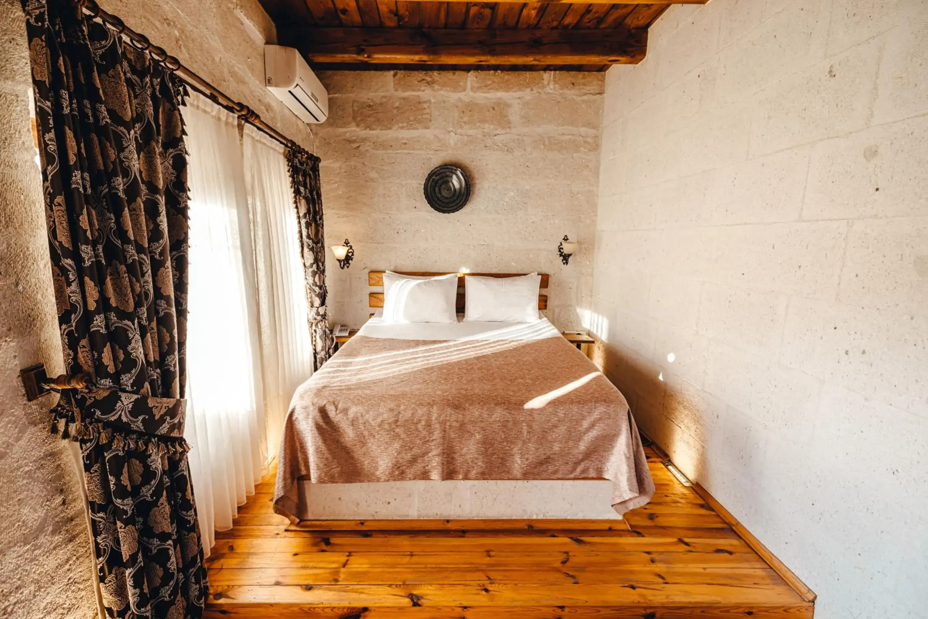 Bed in Hanzade Cappadocia Bed in Hanzade Cappadocia