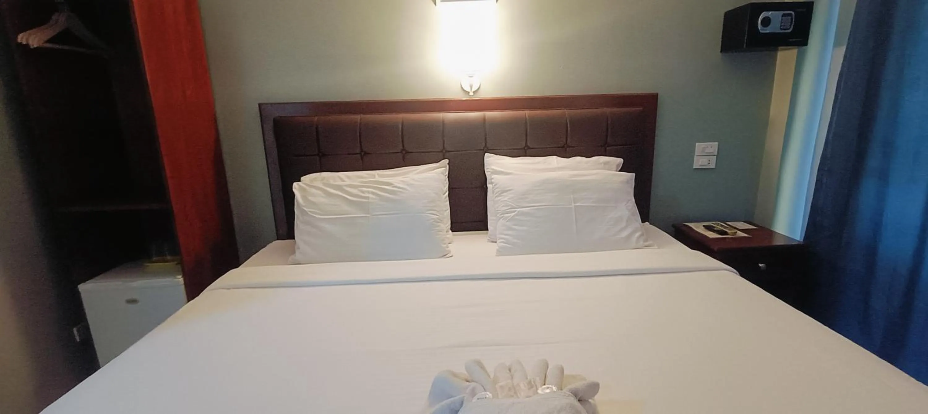 Bed in Cherrys @ Home Too Inland Resort