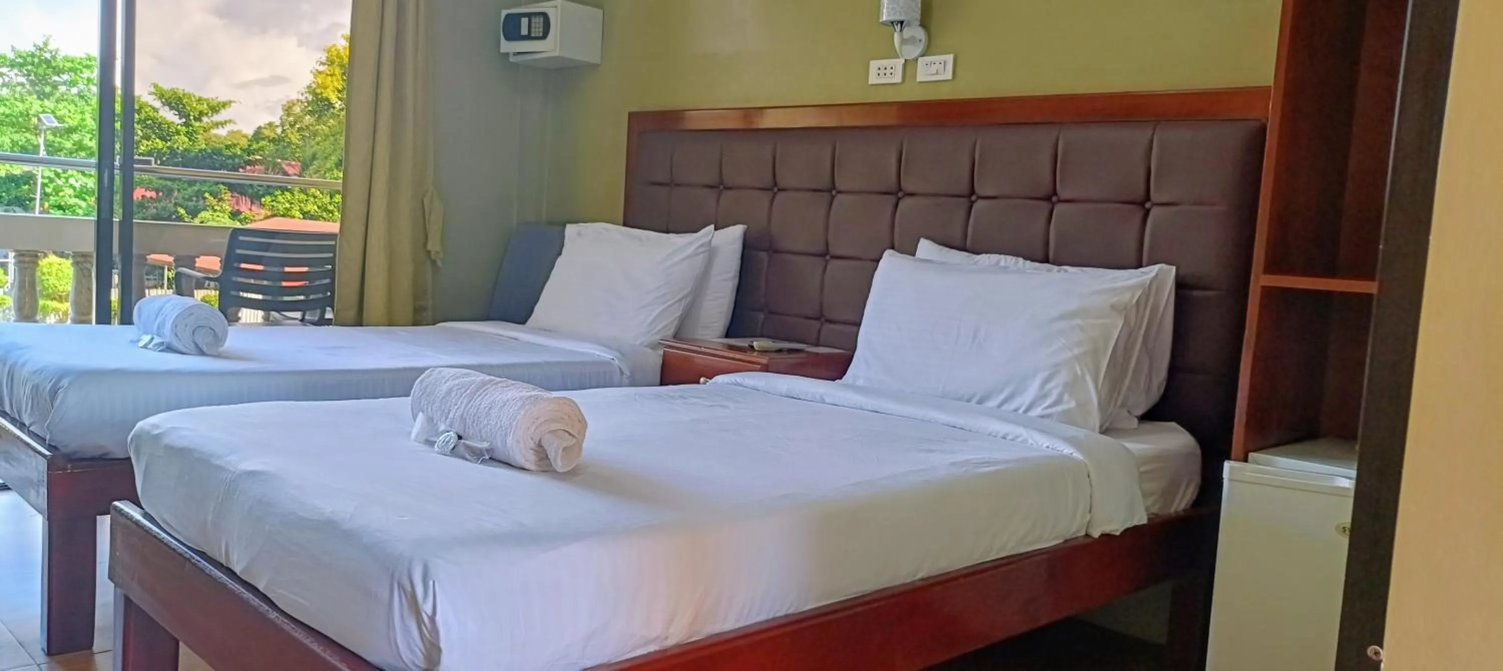 Bed in Cherrys @ Home Too Inland Resort