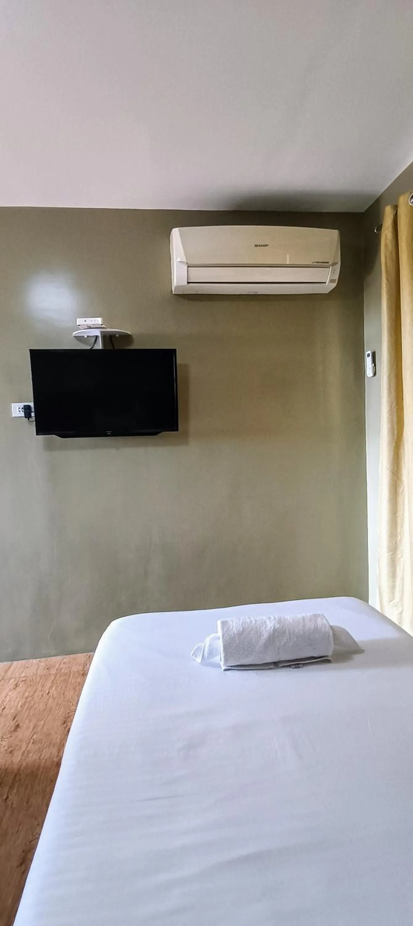 Bed in Cherrys @ Home Too Inland Resort