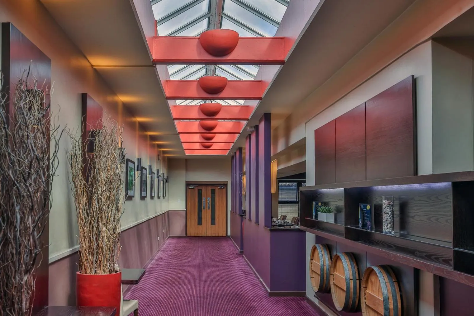 Lounge or bar in Gloucester Robinswood Hotel, BW Signature Collection