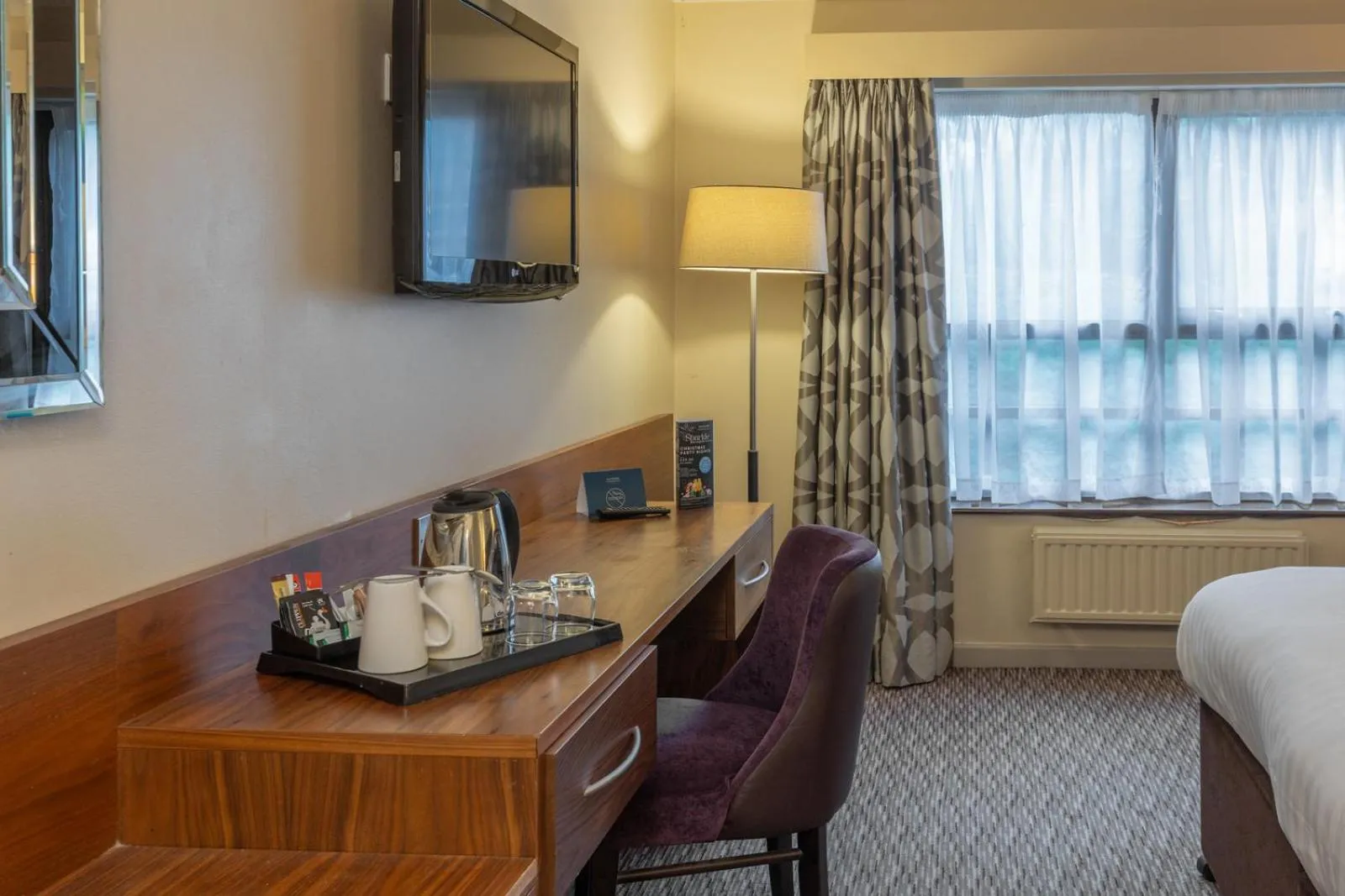 Bedroom, Bed in Gloucester Robinswood Hotel, BW Signature Collection