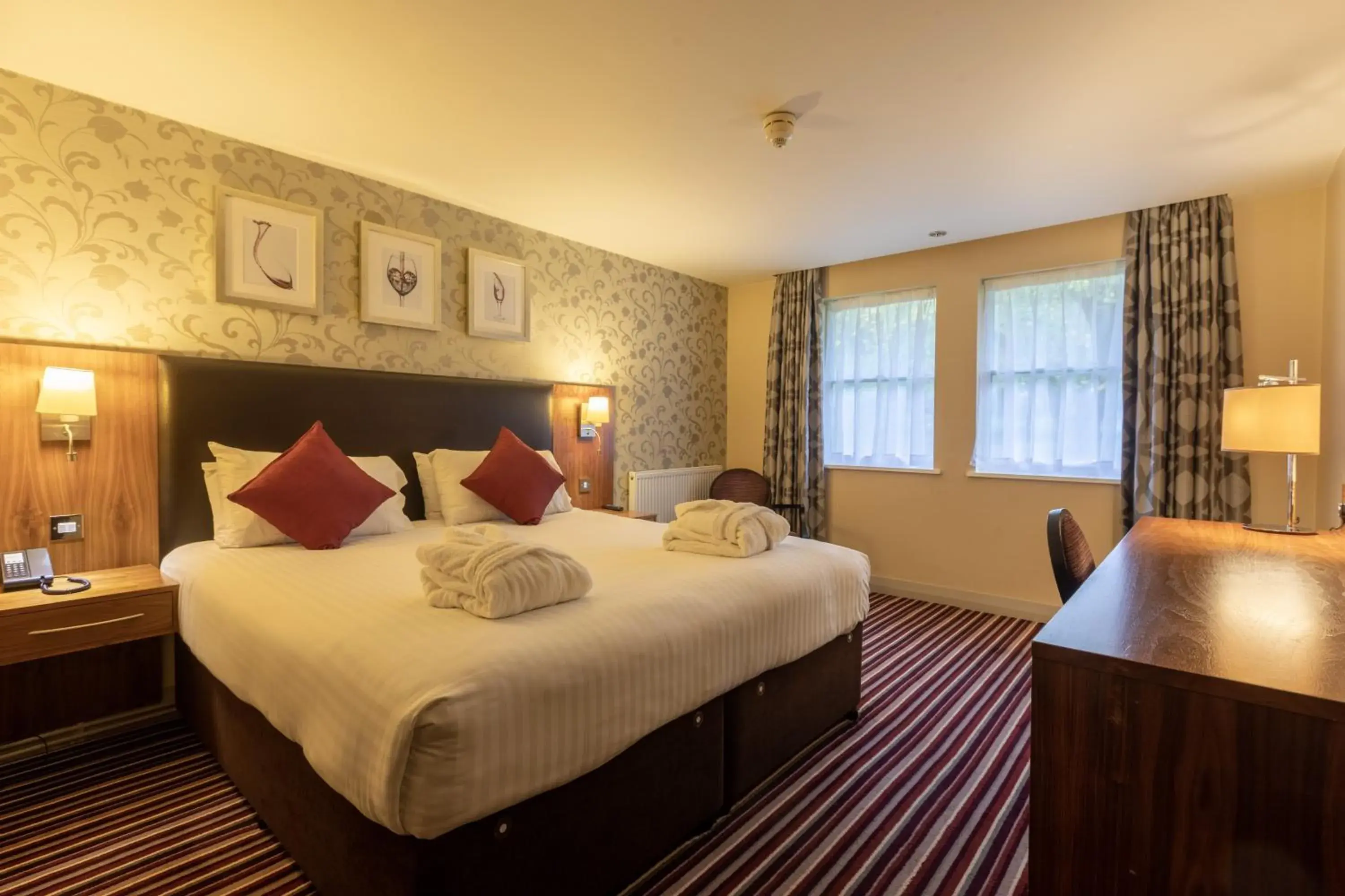 Bed in Gloucester Robinswood Hotel, BW Signature Collection Bed in Gloucester Robinswood Hotel, BW Signature Collection