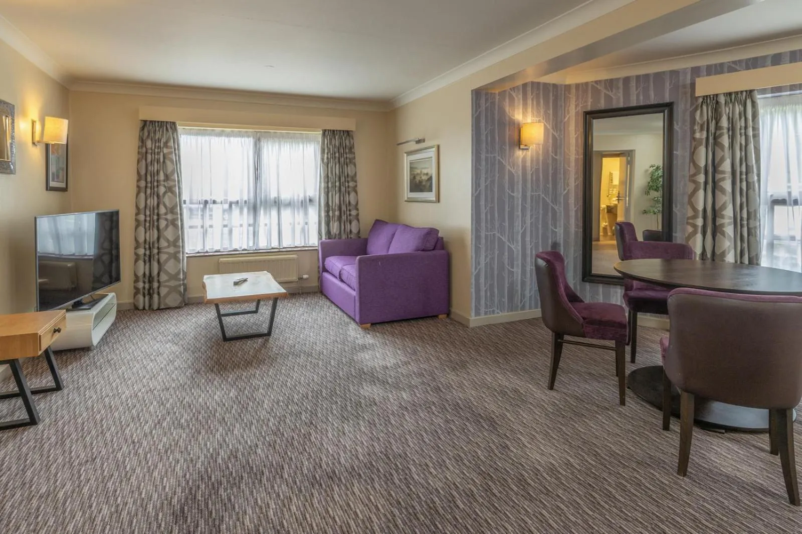 Bedroom in Gloucester Robinswood Hotel, BW Signature Collection