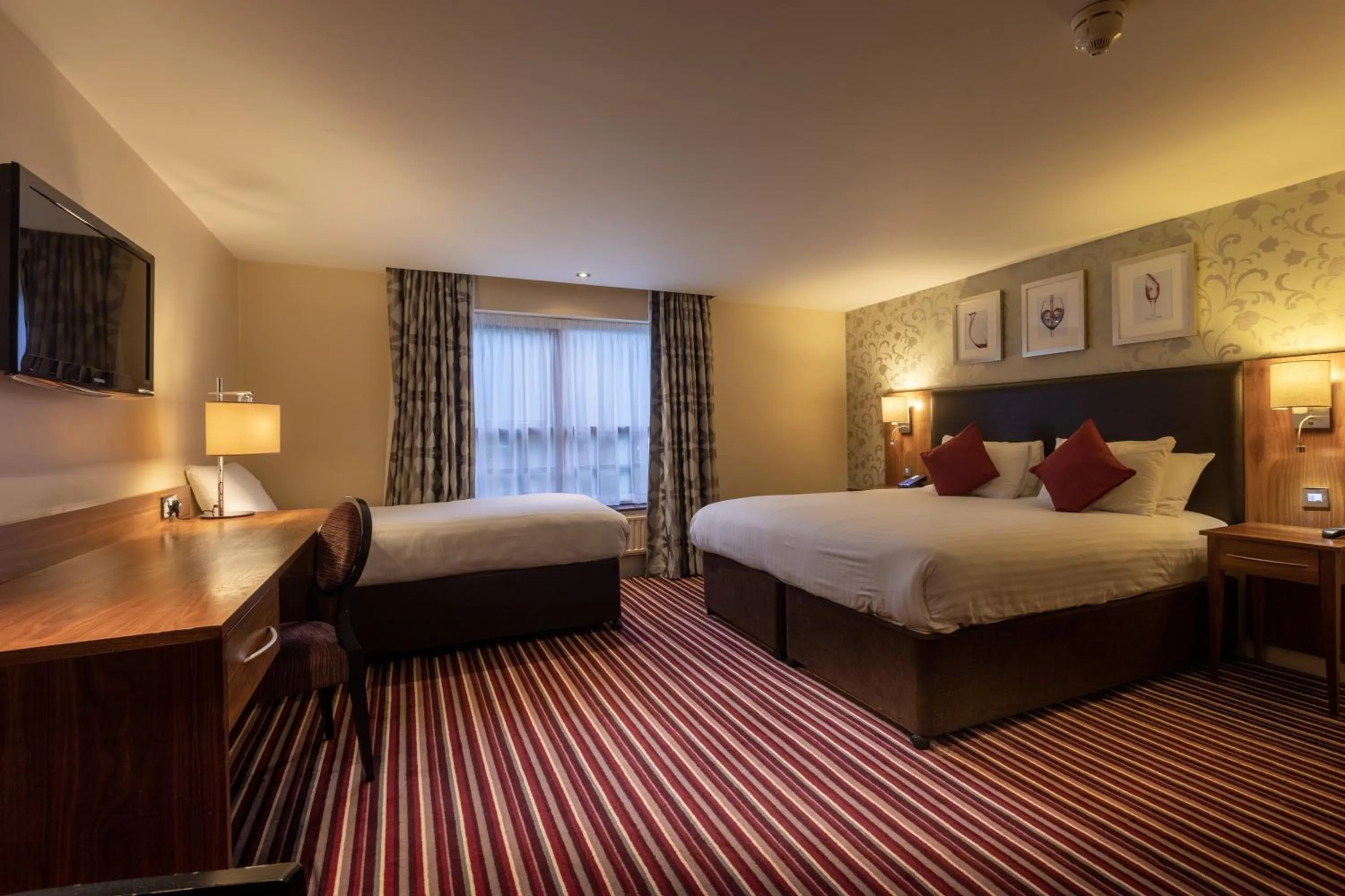 Bed in Gloucester Robinswood Hotel, BW Signature Collection