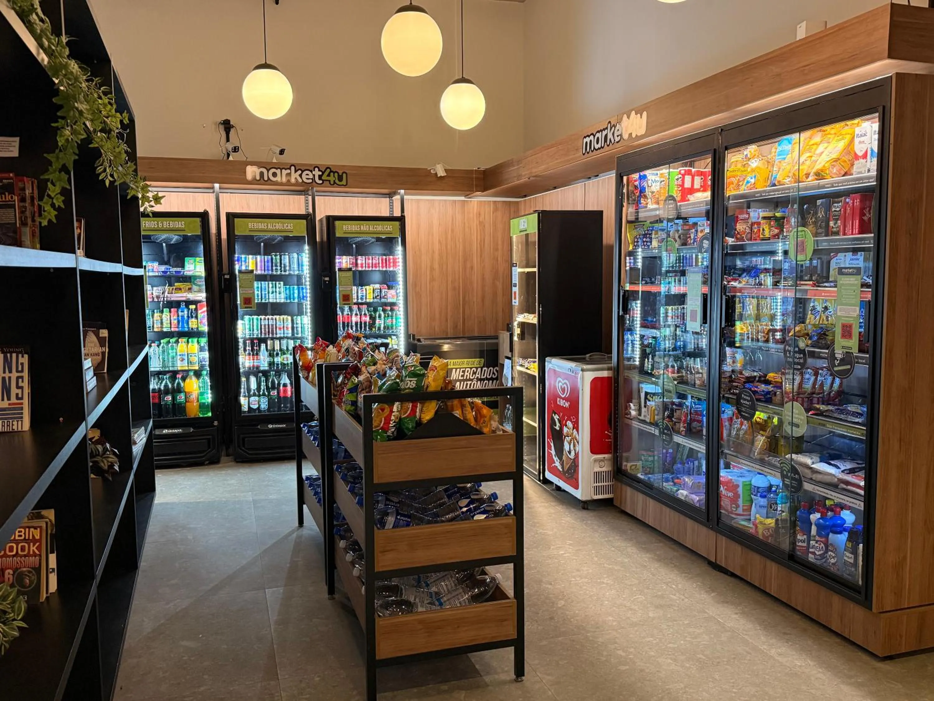 Supermarket/grocery shop in 360 VN Ueno by Housi