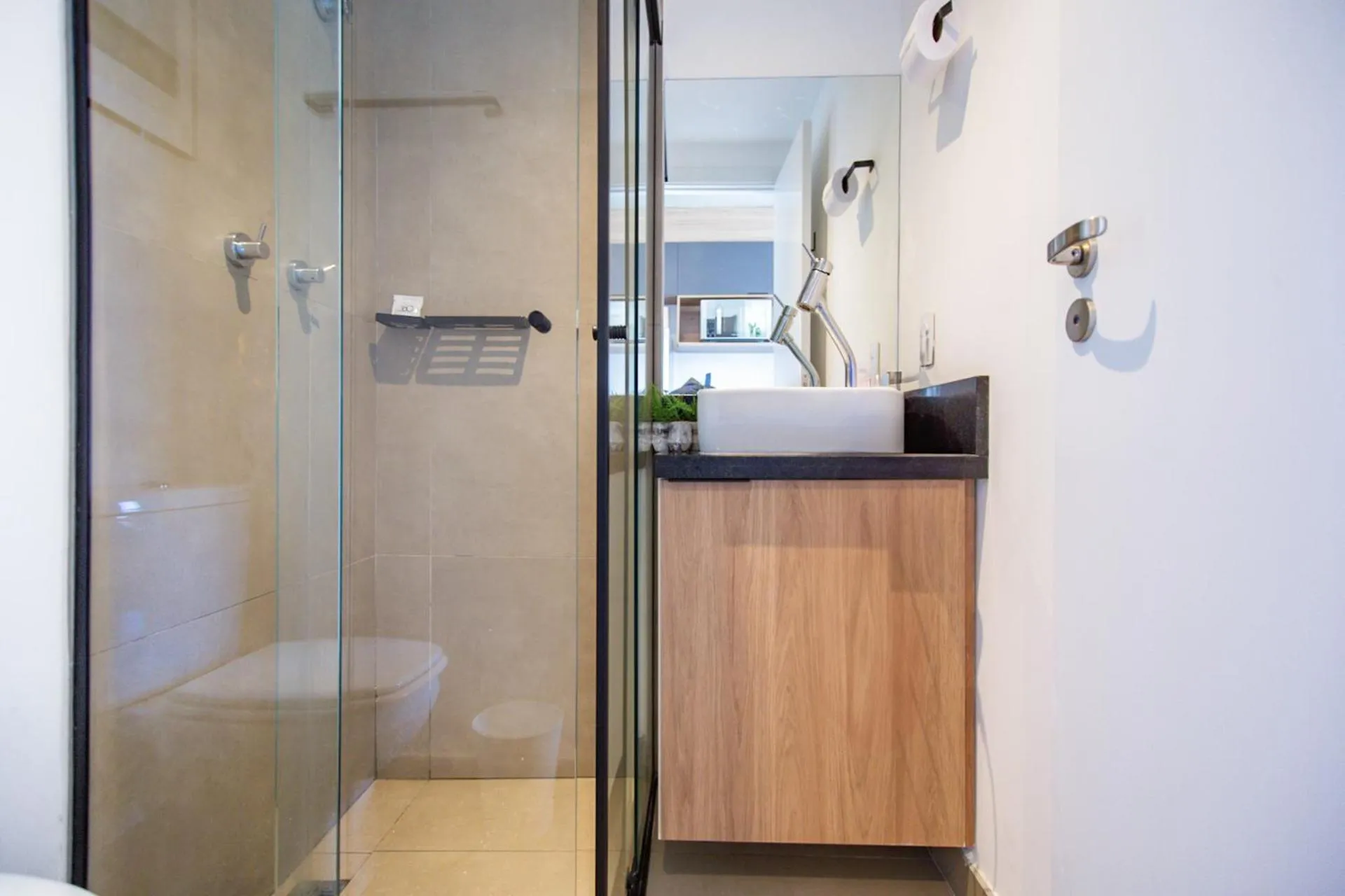 Bathroom in 360 VN Ueno by Housi