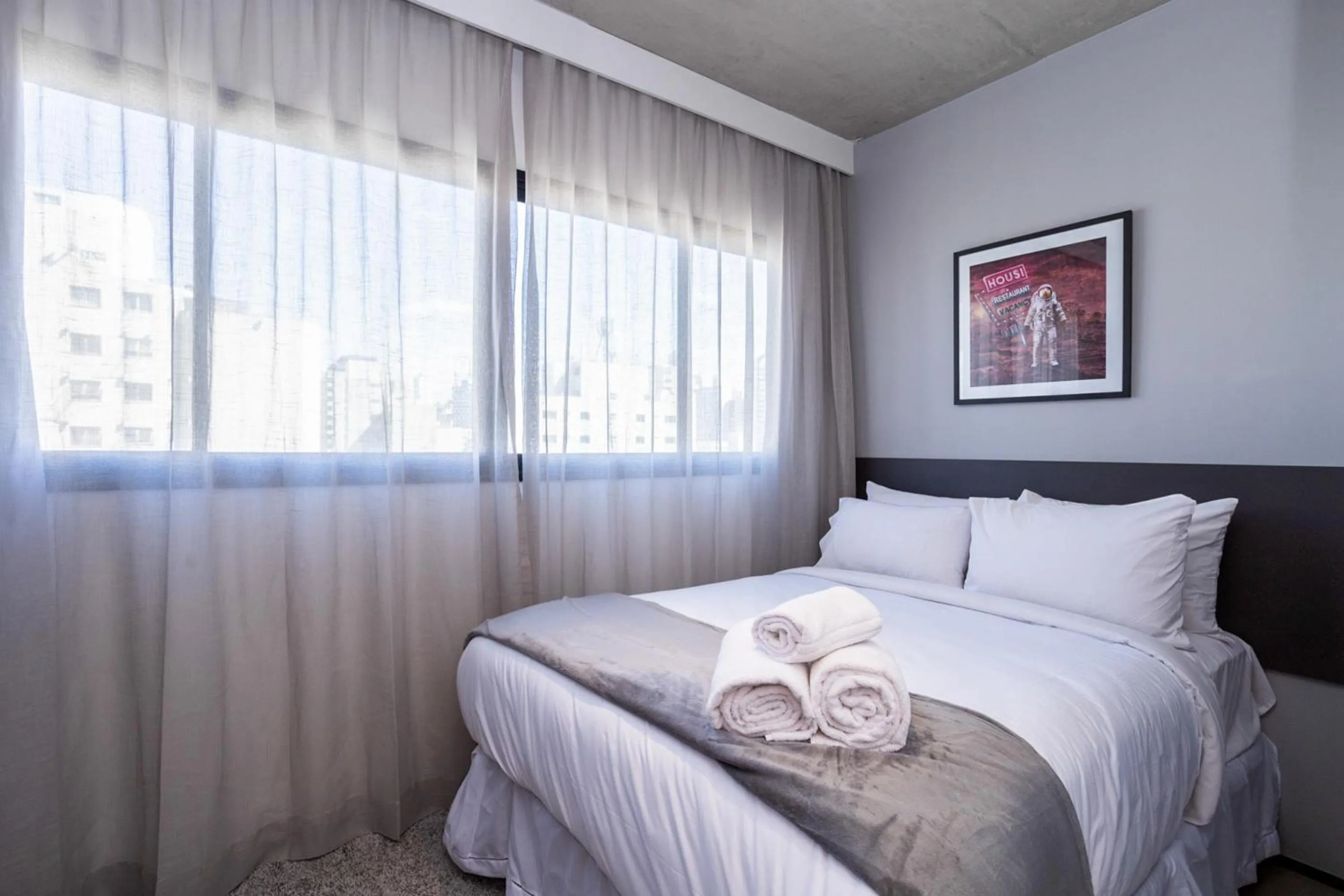 Bedroom, Bed in 360 VN Ueno by Housi