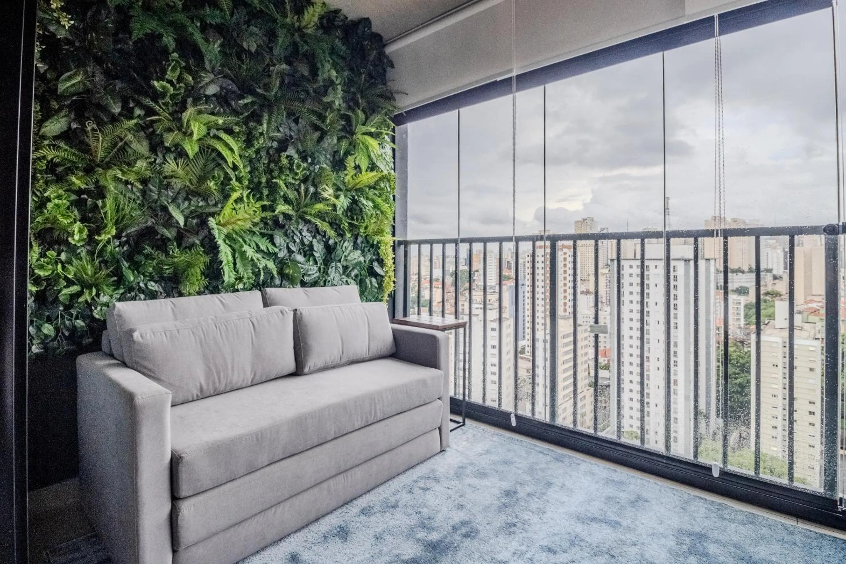 Living room in 360 VN Ueno by Housi