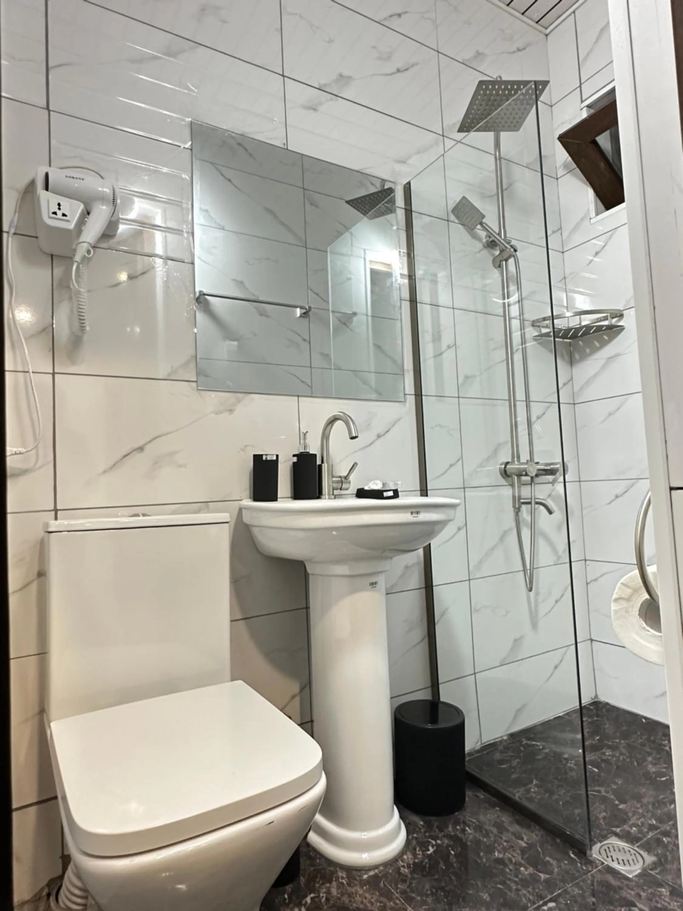 Shower in Meshia Apartment