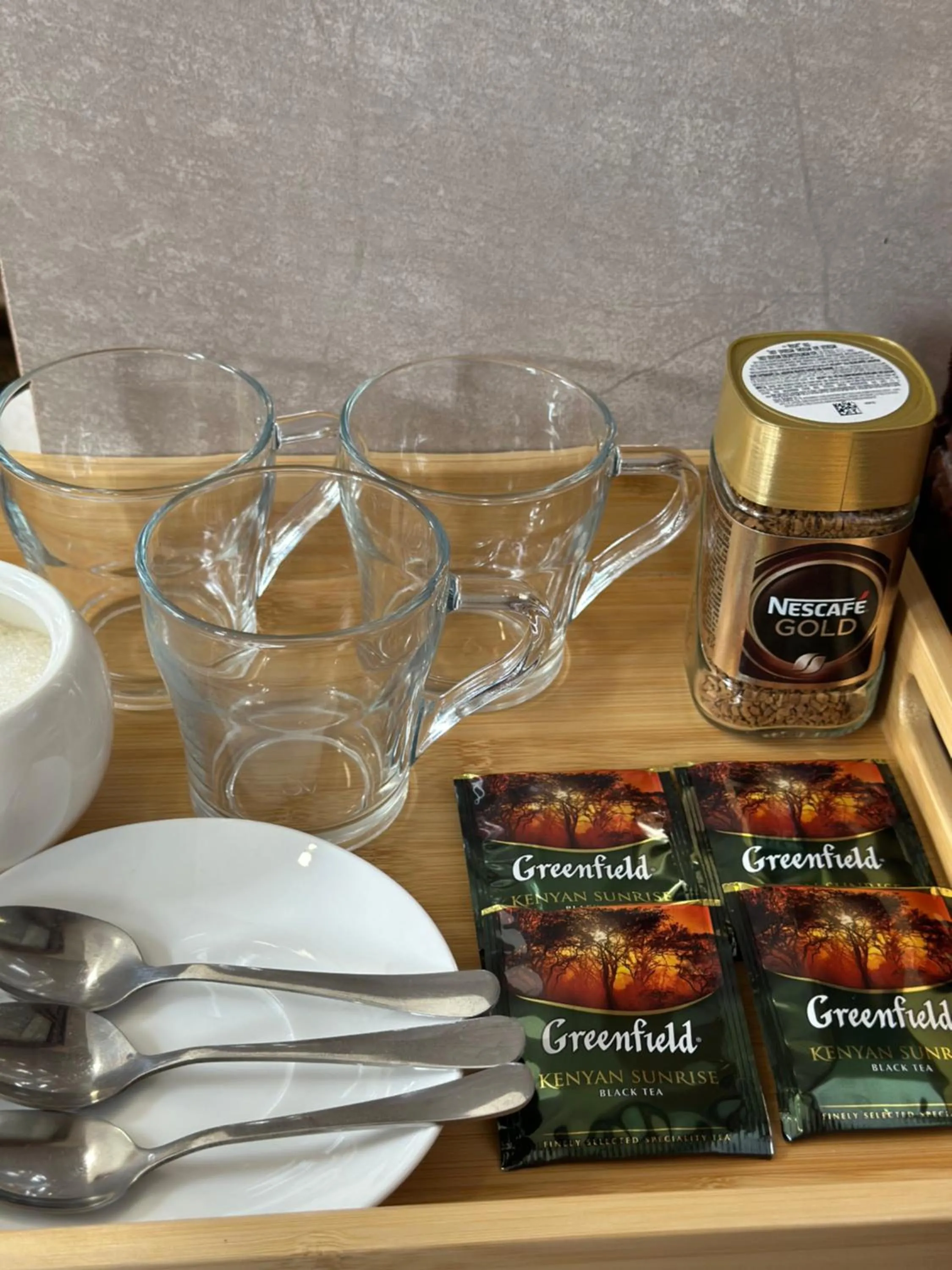 Coffee/tea facilities in Meshia Apartment