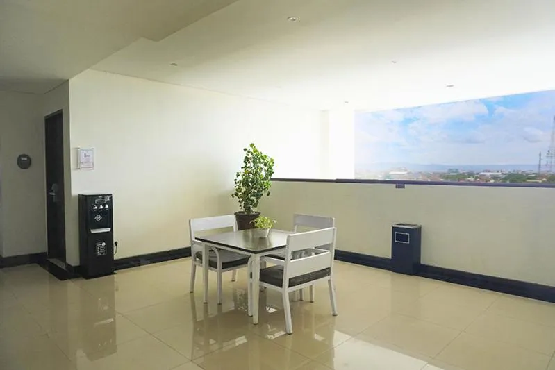 Property building in Crystal Lotus Hotel Yogyakarta