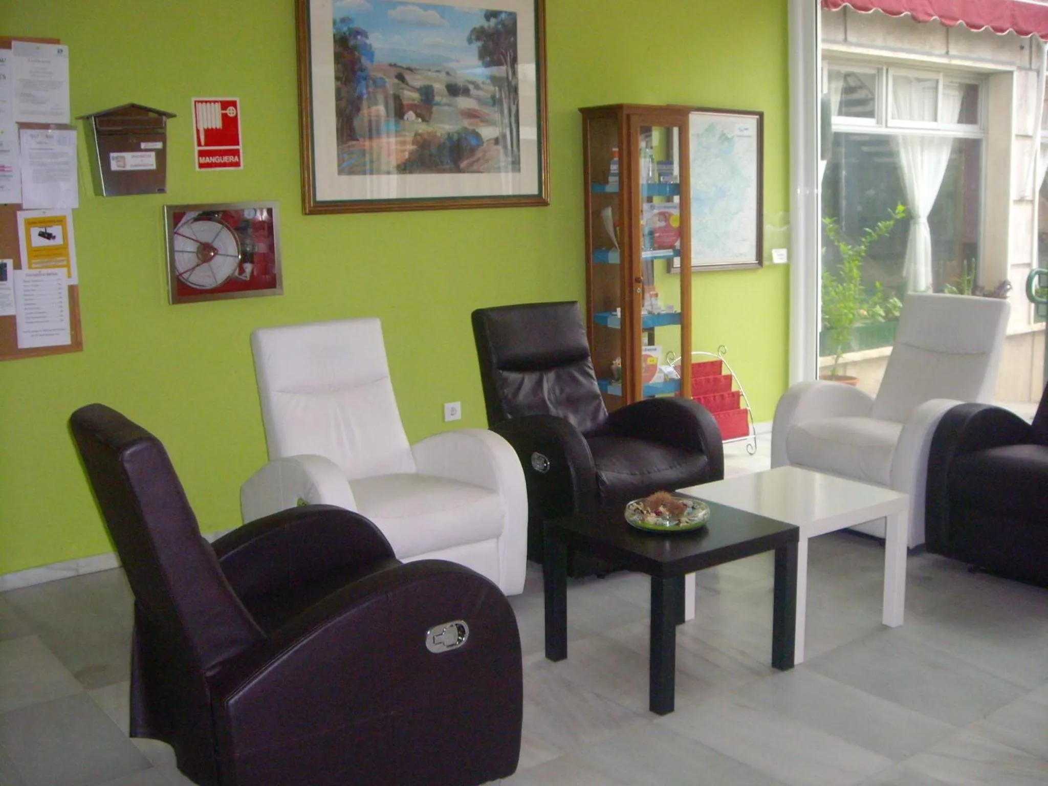 Lounge or bar in Hotel La Glorieta