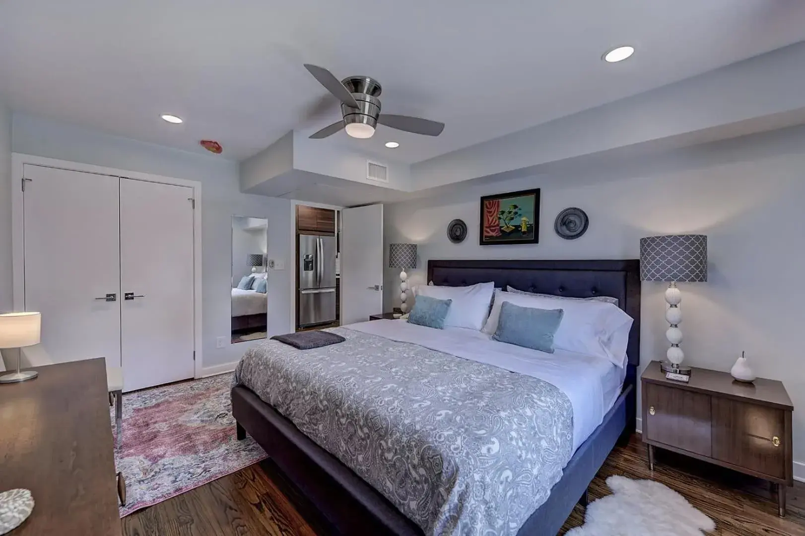 The Home Collection CLT: 510 Queens The Home Collection CLT: 510 Queens
