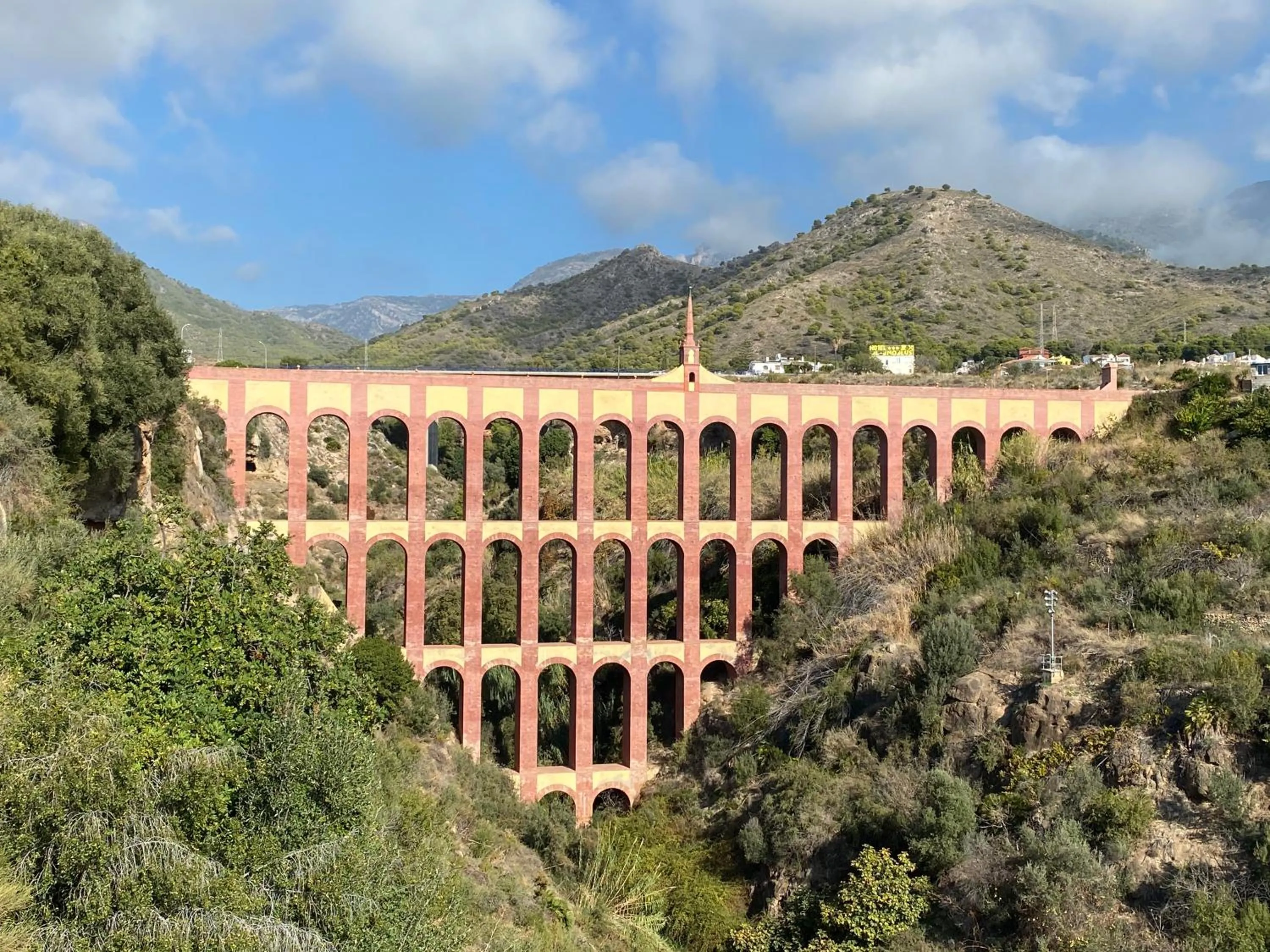 Nearby landmark in La Casa del Burro