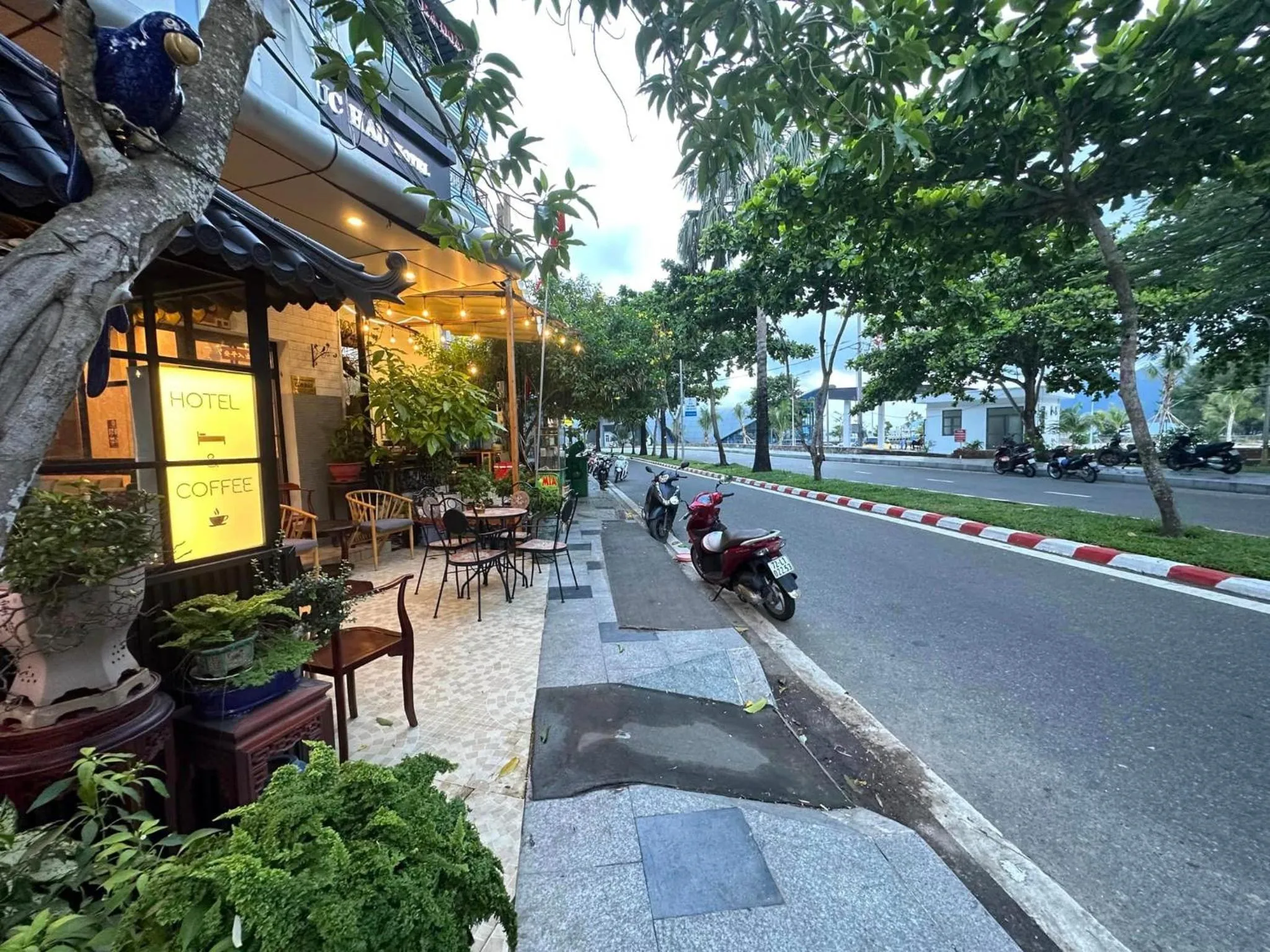 Con Son Island Hotel