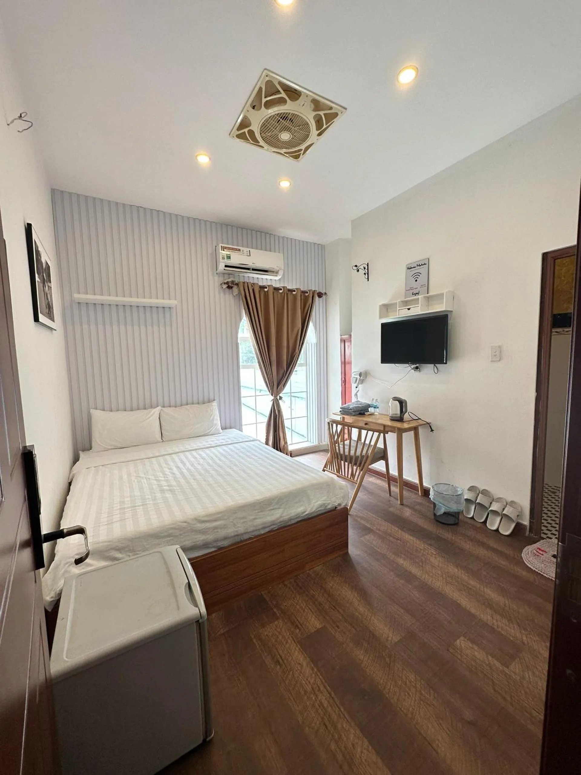 Con Son Island Hotel