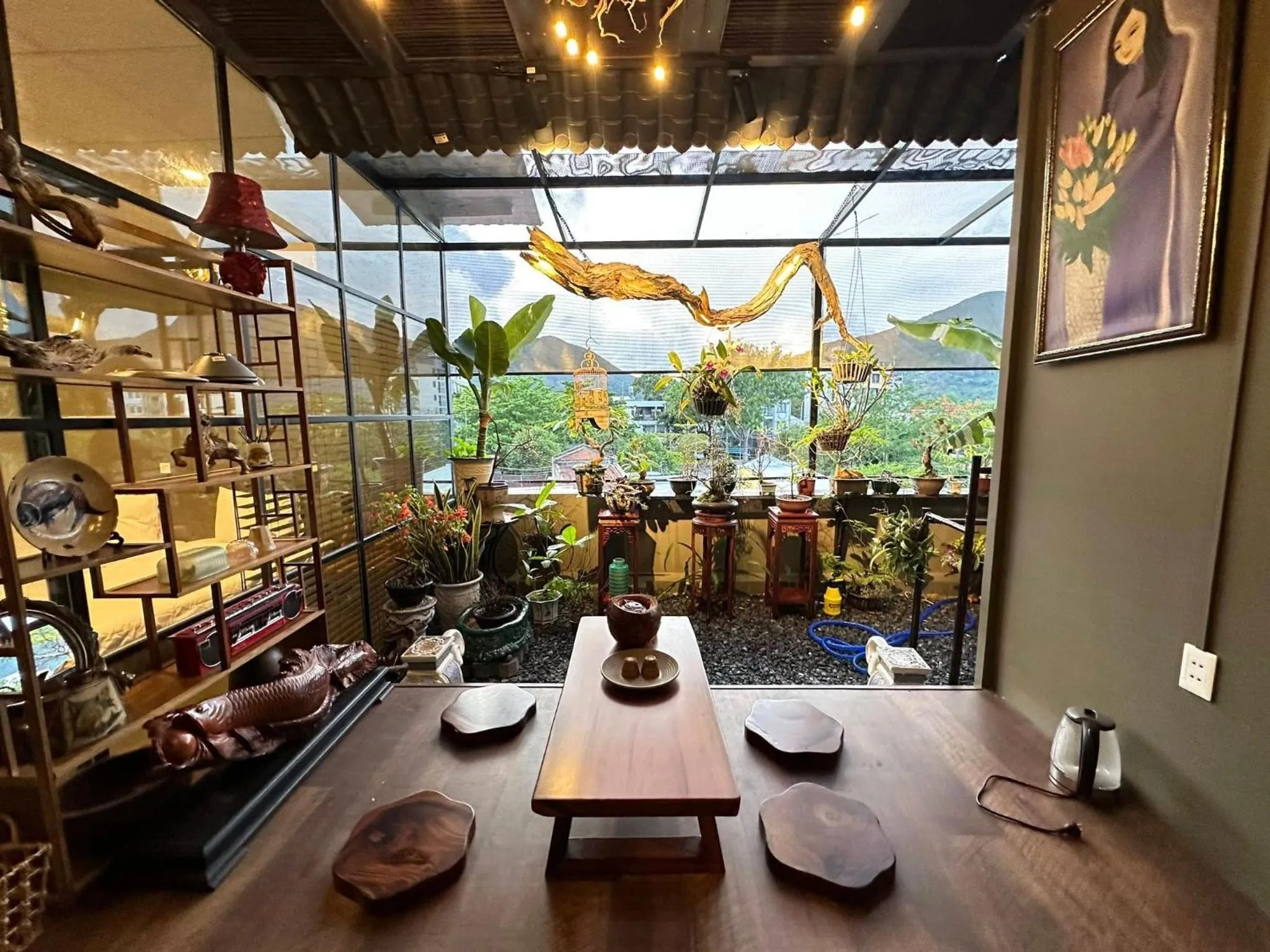 Con Son Island Hotel