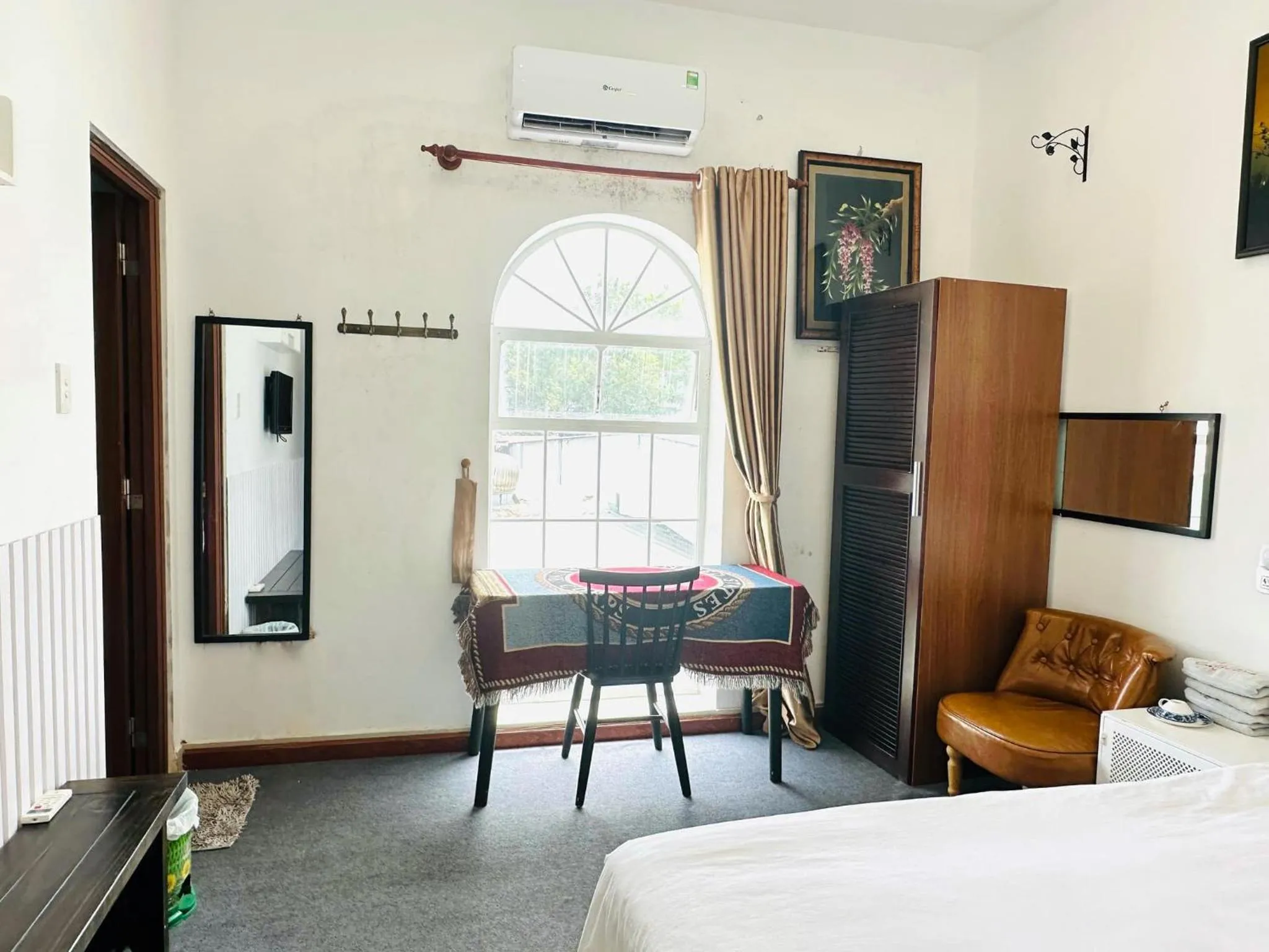 Con Son Island Hotel