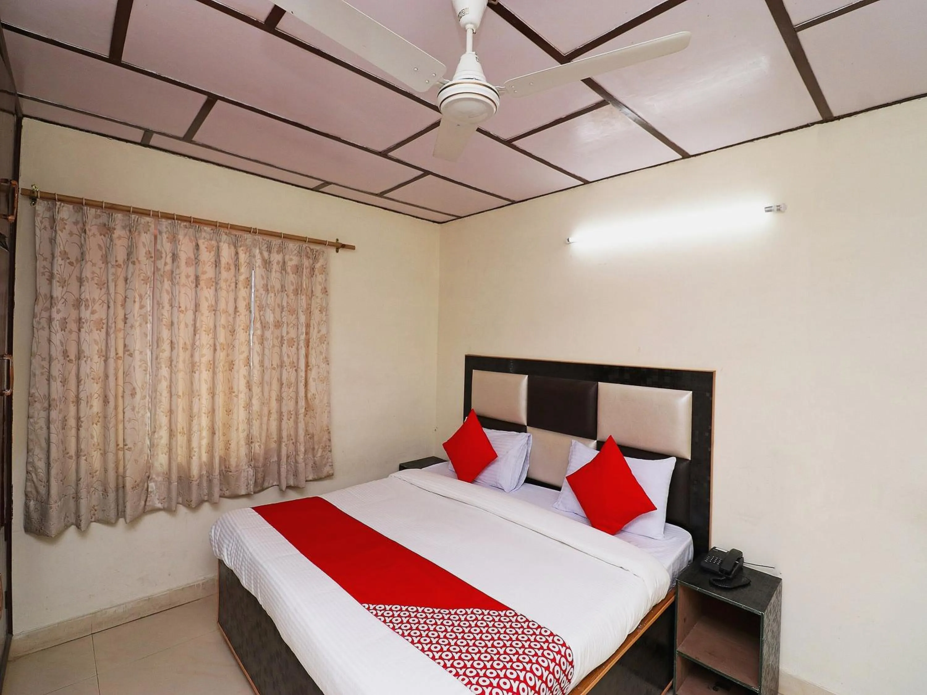 Bedroom, Bed in Super Hotel O Country Lodge