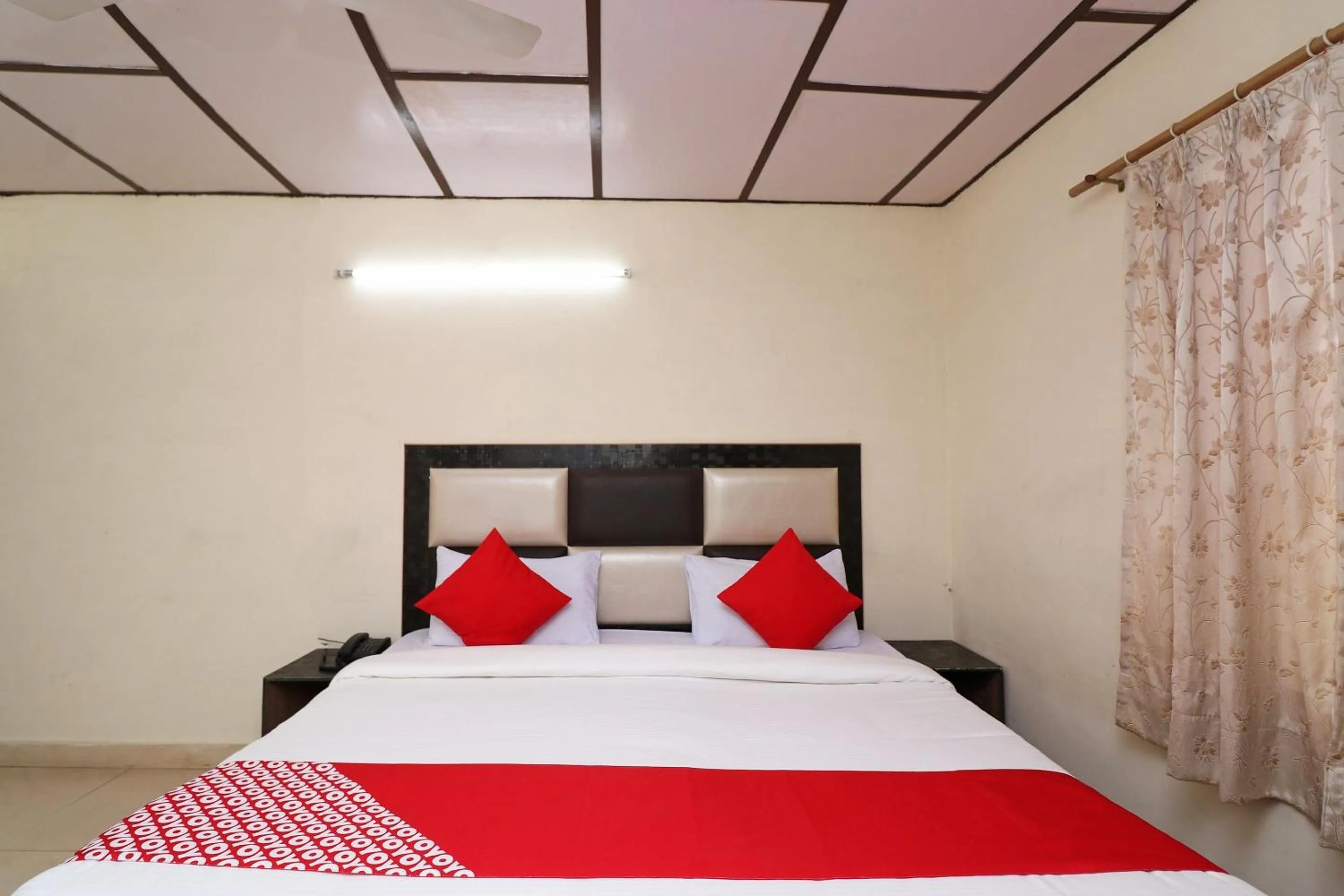 Bedroom, Bed in Super Hotel O Country Lodge