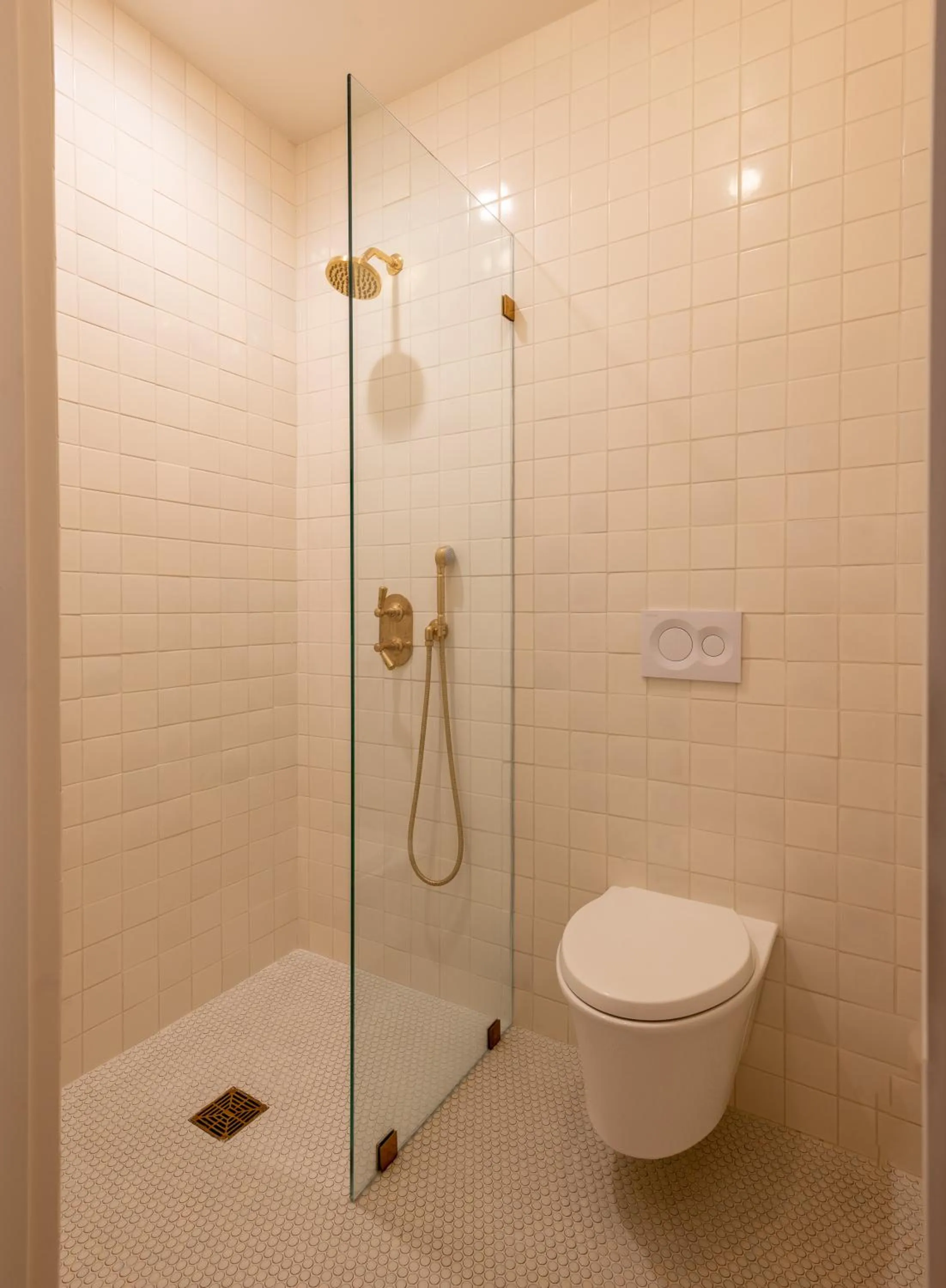 Bathroom in Gjelina Hotel