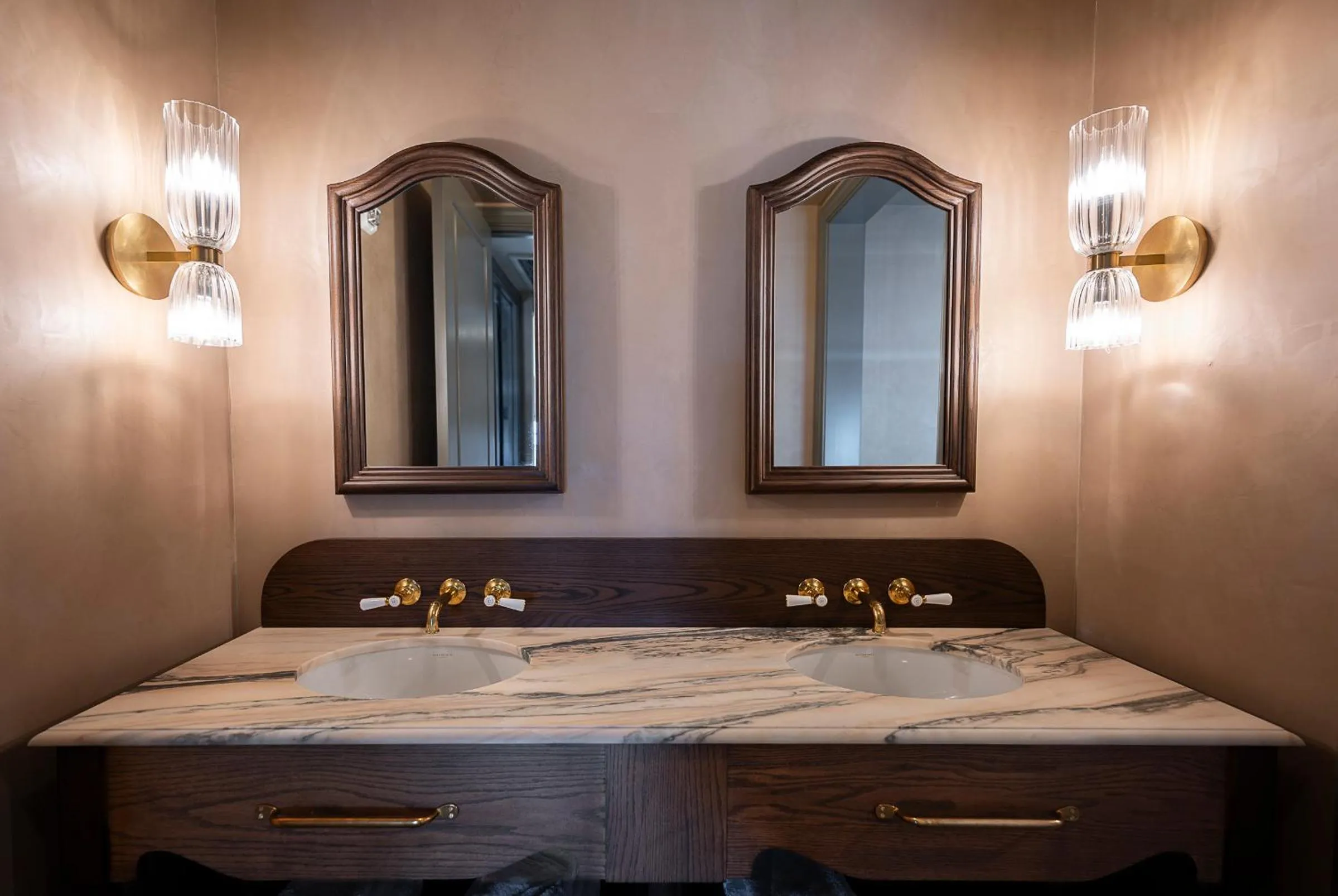 Bathroom in Gjelina Hotel