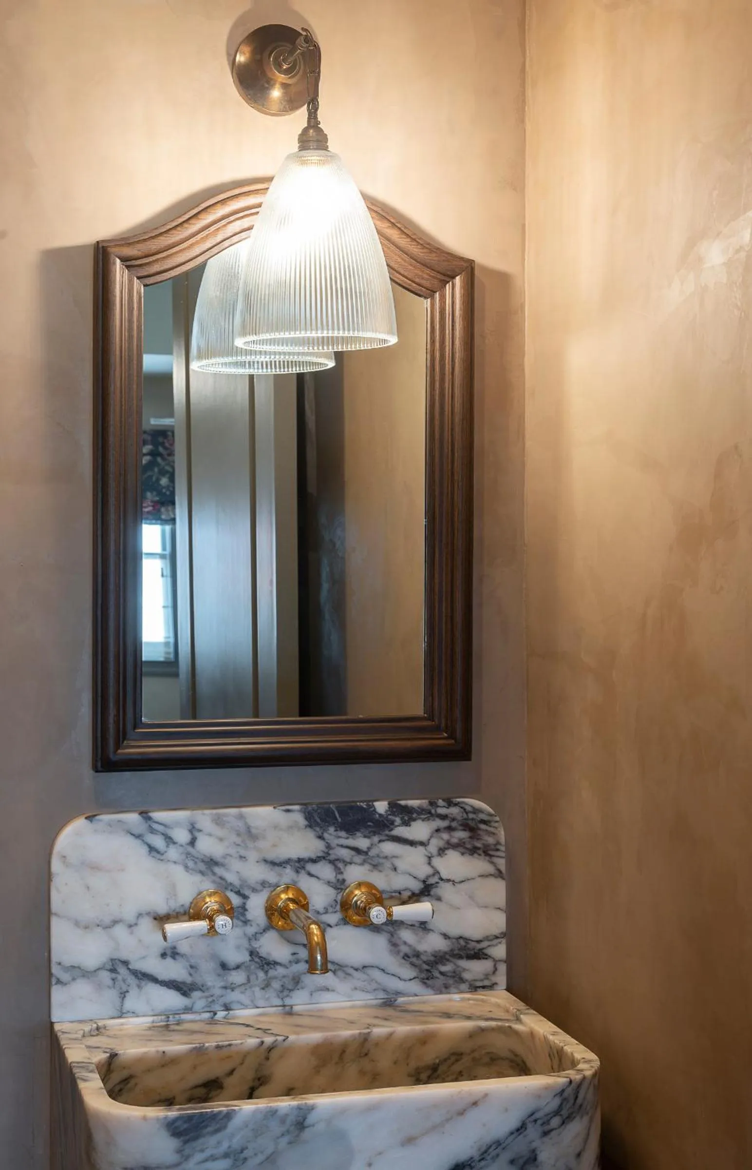 Bathroom in Gjelina Hotel